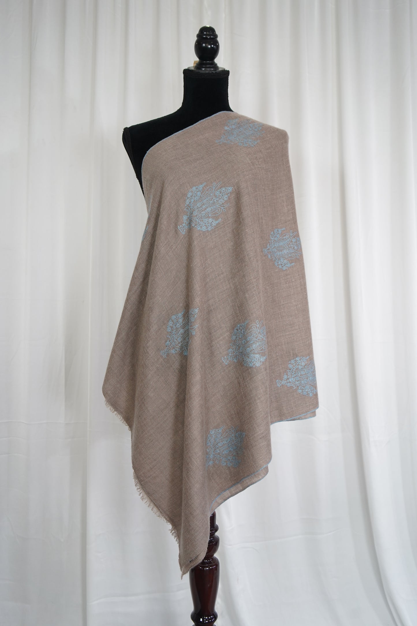 natural butis GI embroidery pashmina stole 9543