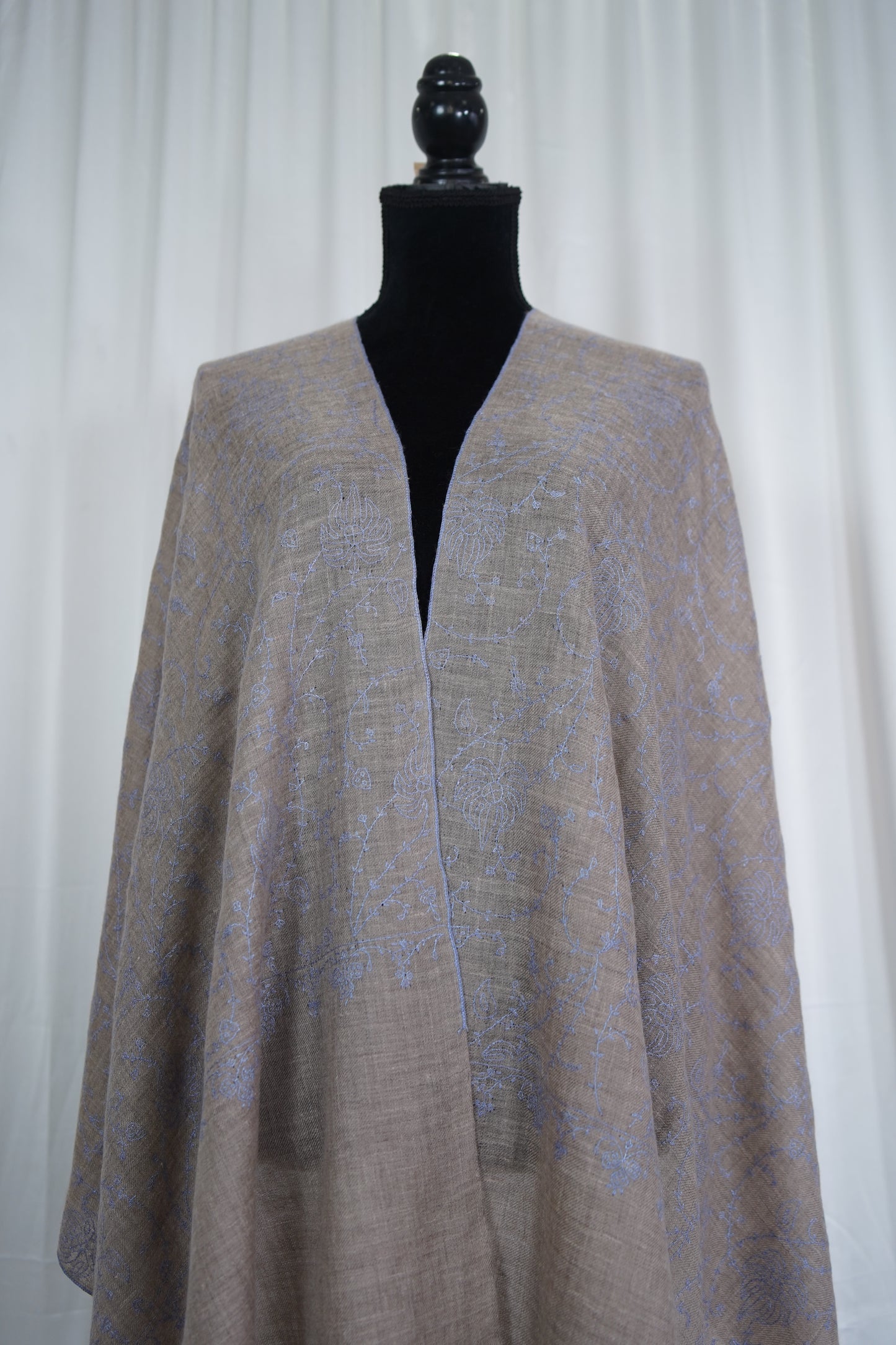 Natural GI jaali embroidery pashmina stole 9545