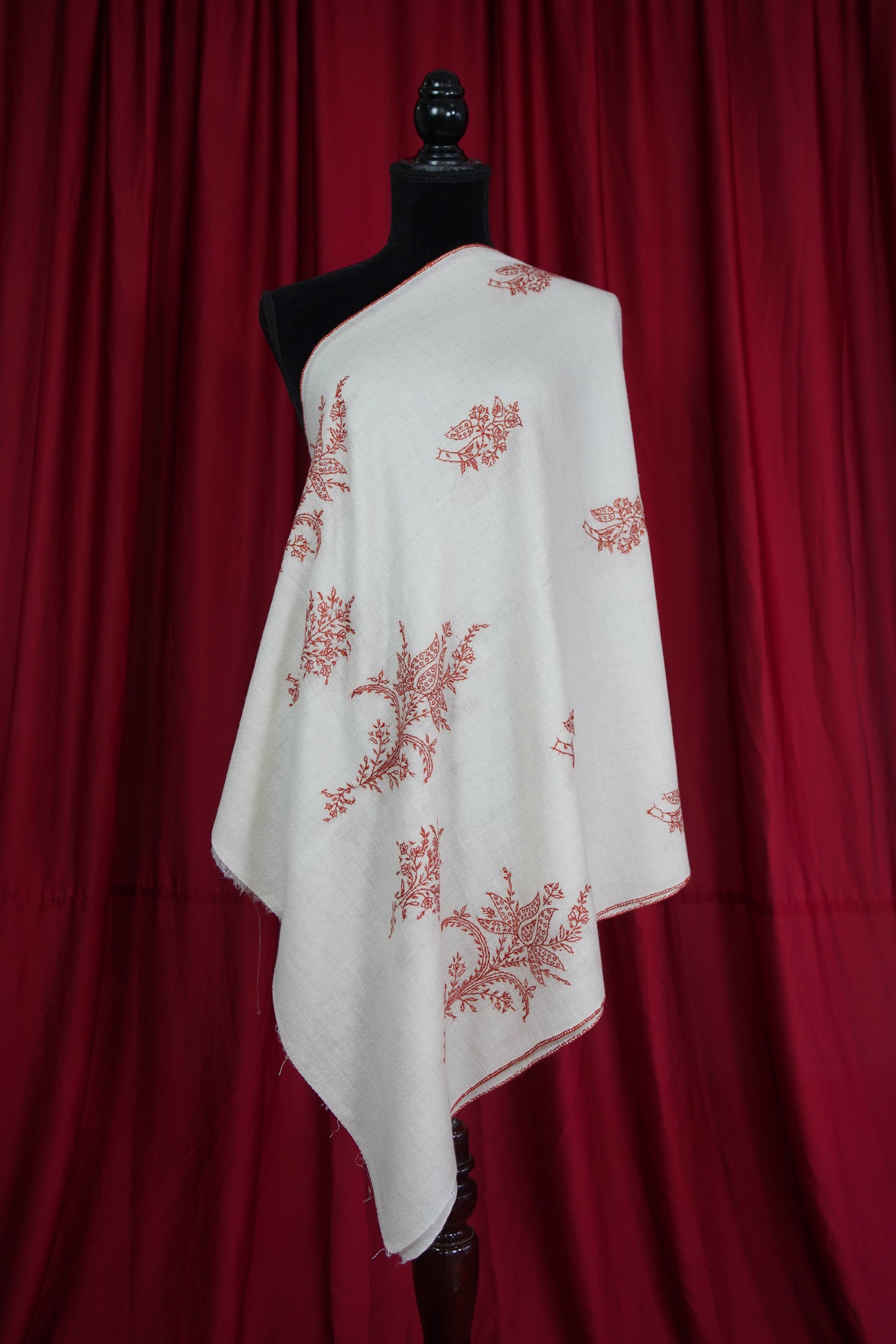 snow white butis GI embroidery pashmina stole 9550