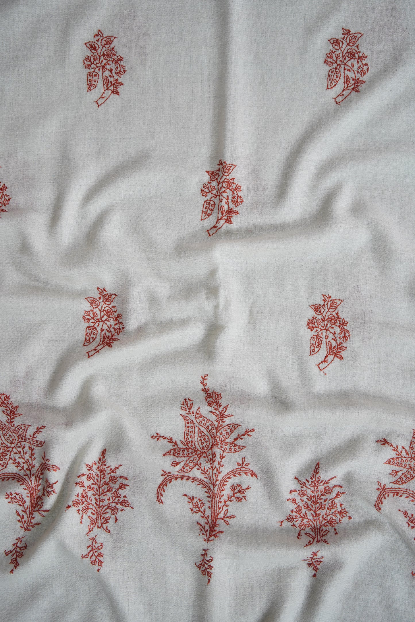 snow white butis GI embroidery pashmina stole 9550