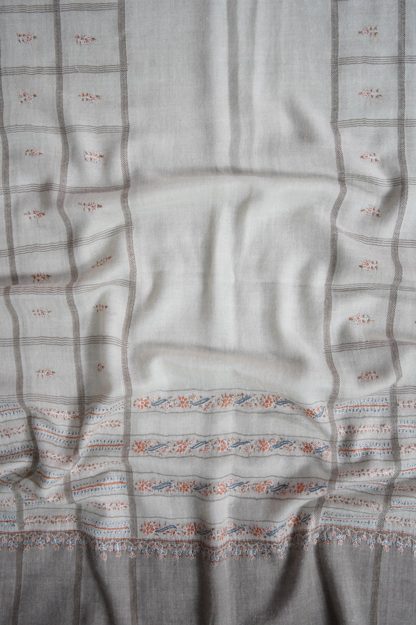 off white GI embroidery pashmina stole 9552