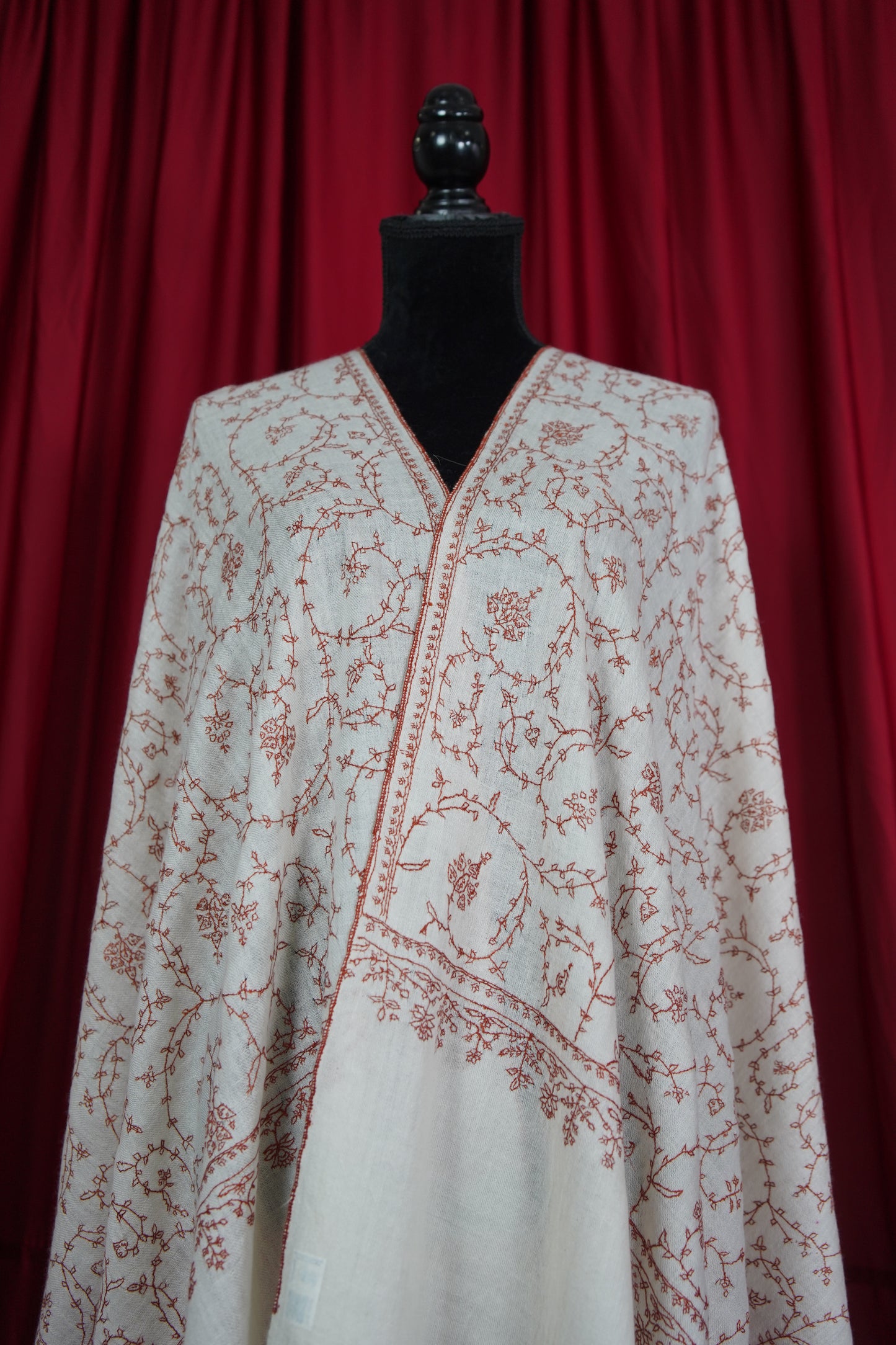 snow white GI jaali embroidery pashmina stole 9561