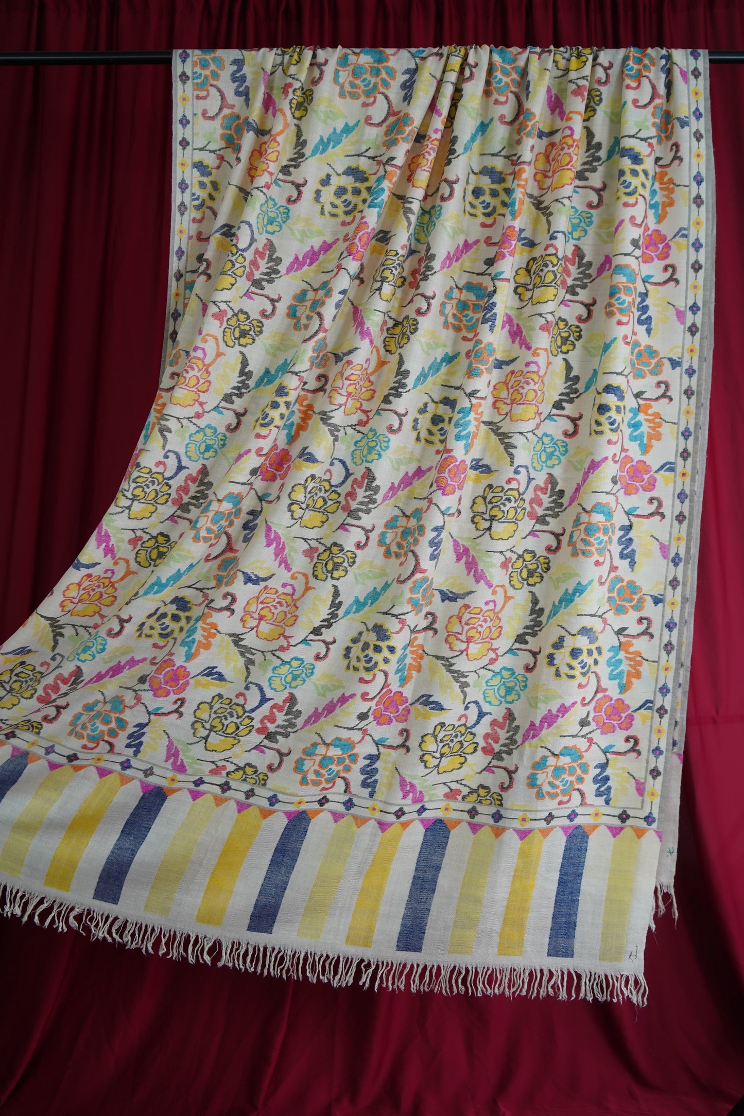 white XL GI kani jamma pashmina shawl 9562