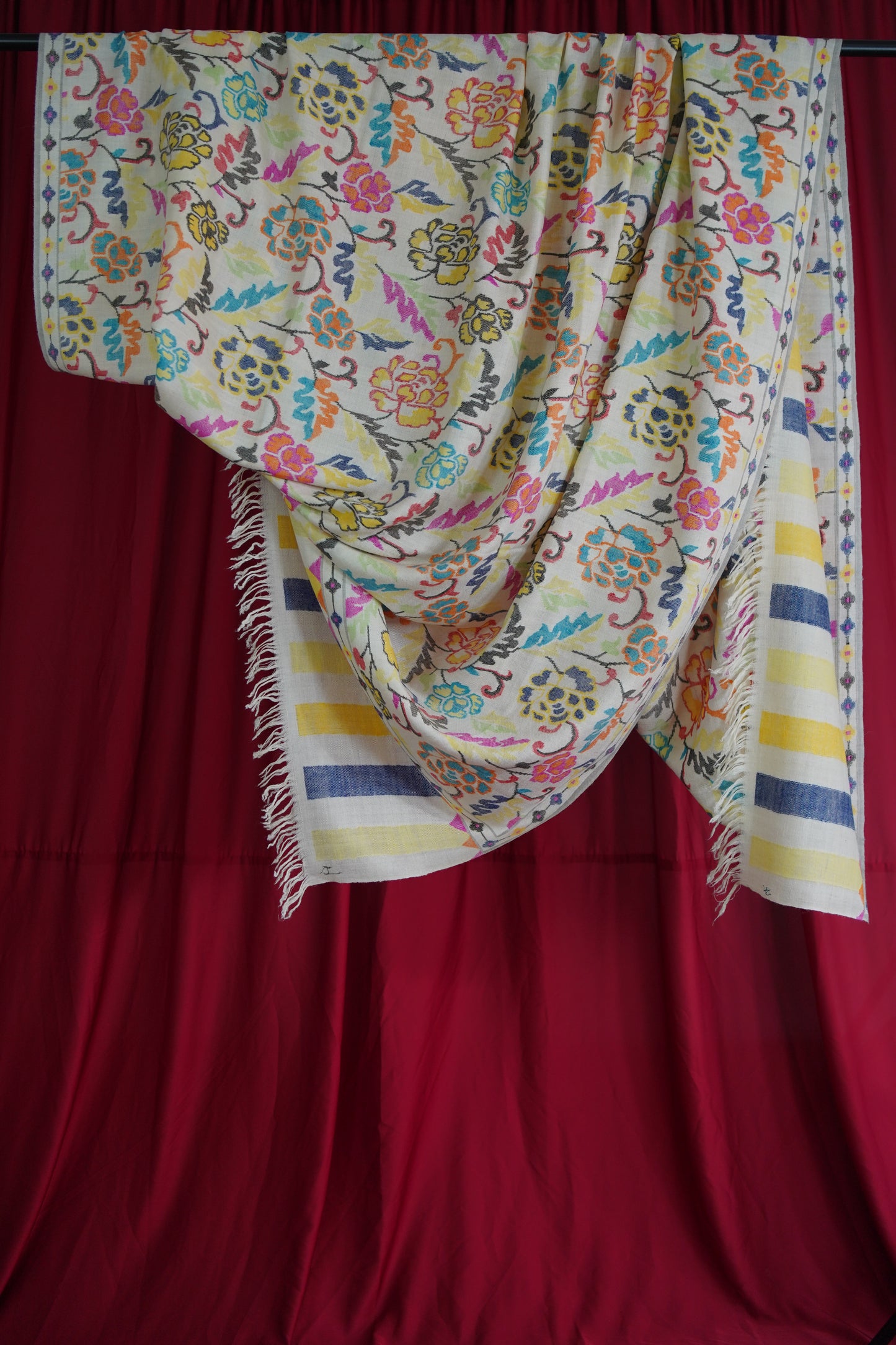 white XL GI kani jamma pashmina shawl 9562