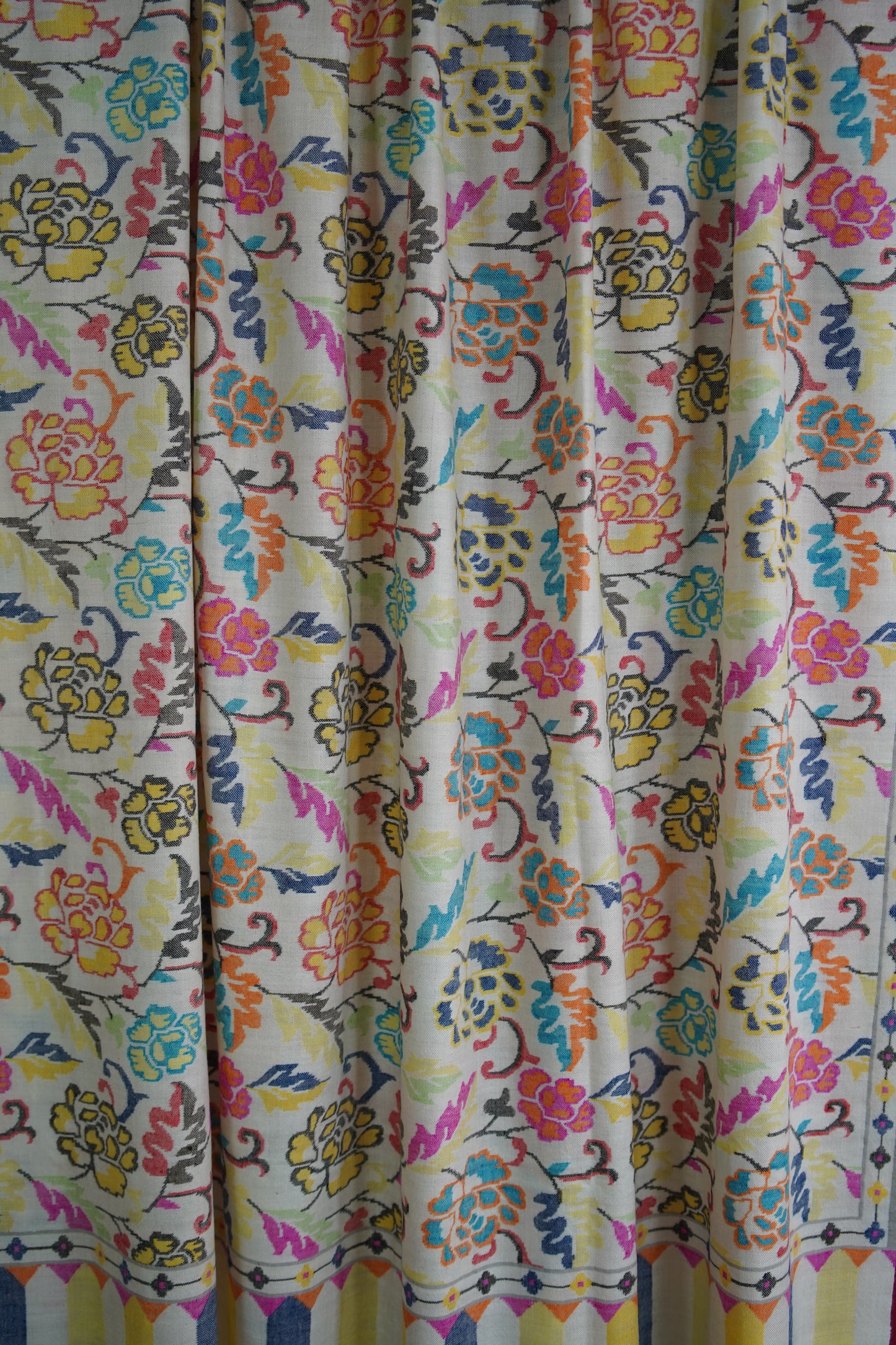 white XL GI kani jamma pashmina shawl 9562