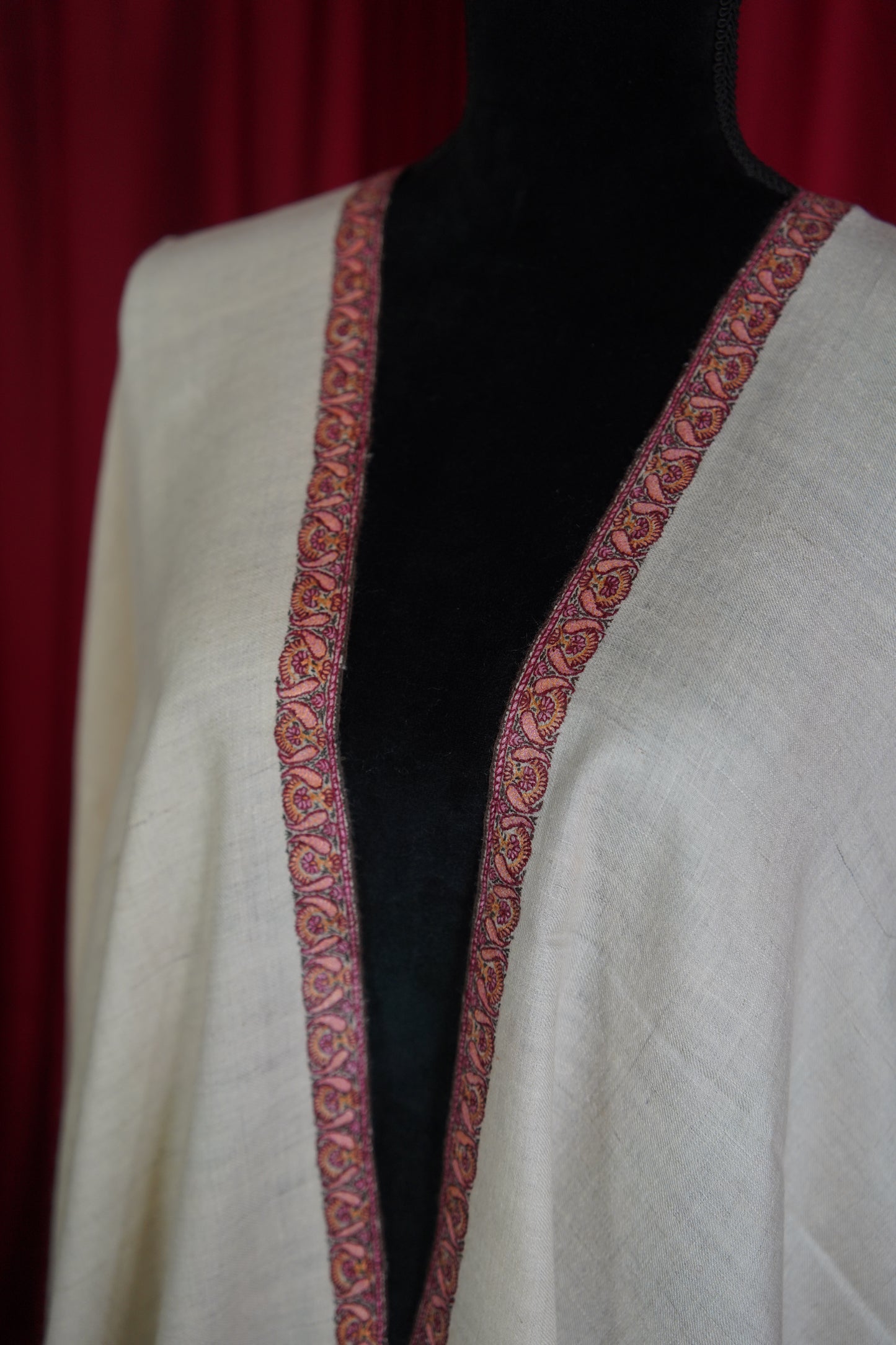 pure white GI hand spun embroidery pashmina shawl 9569