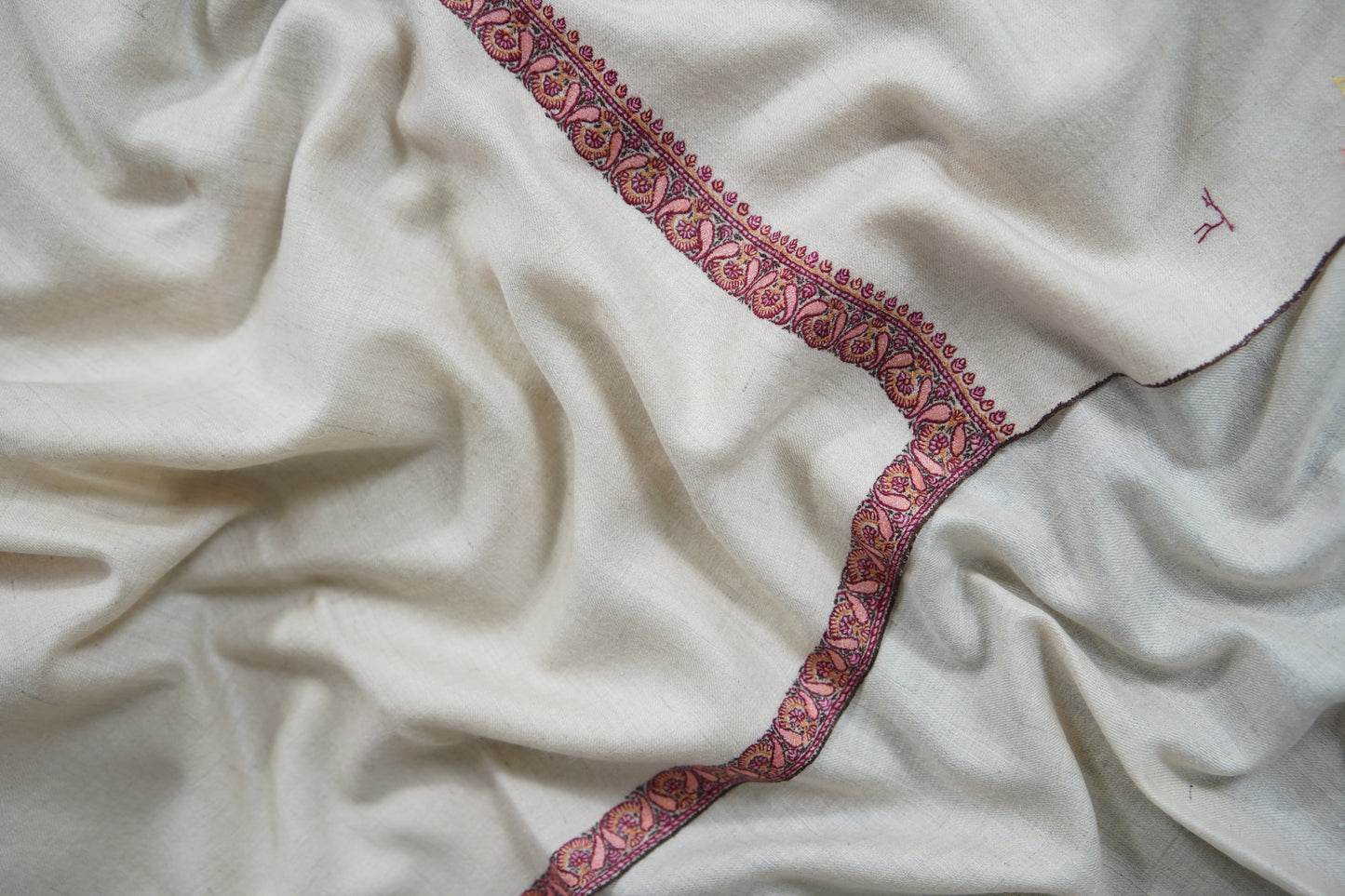 pure white GI hand spun embroidery pashmina shawl 9569