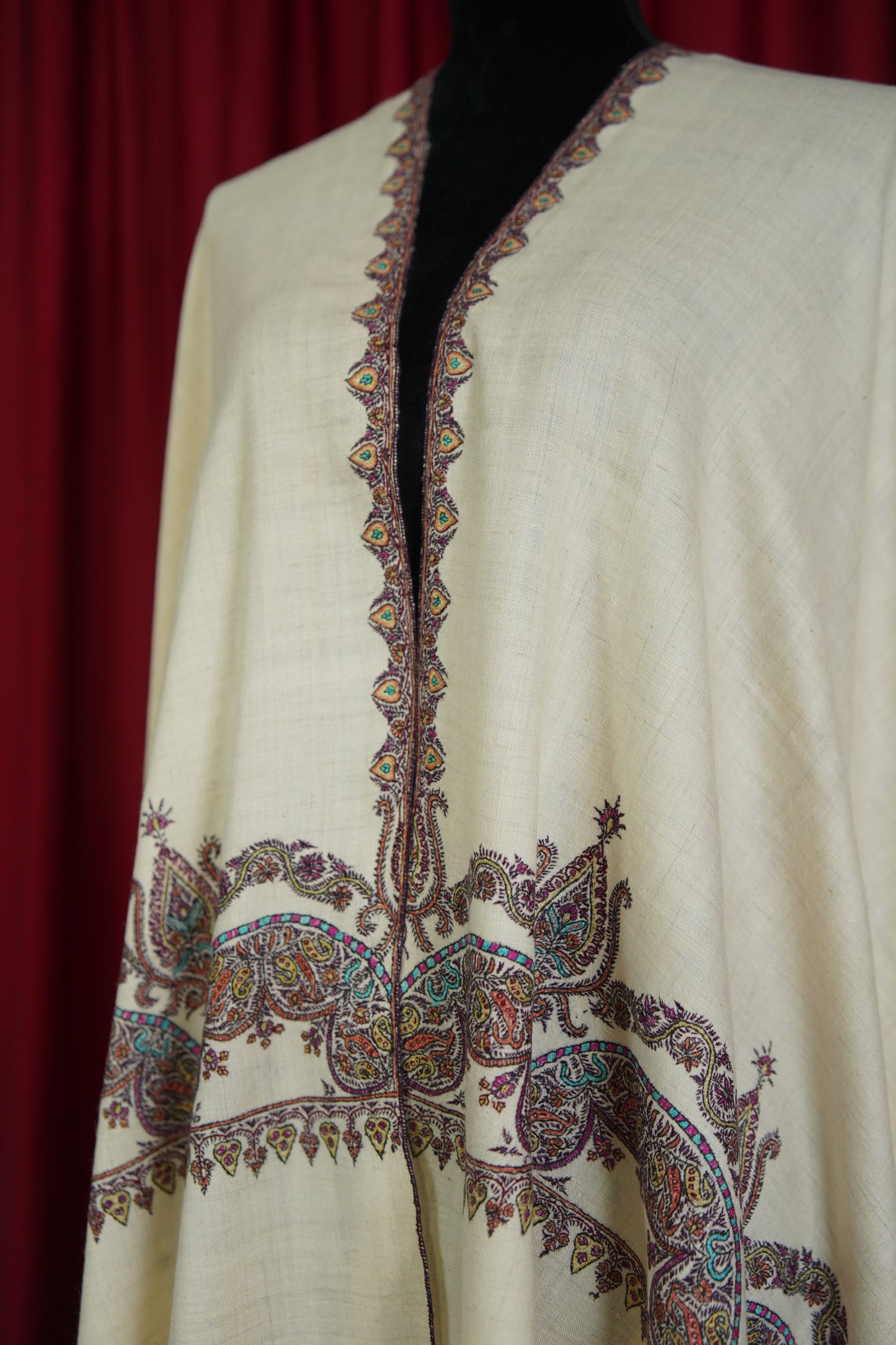 white GI hand spun embroidery pashmina shawl 9572