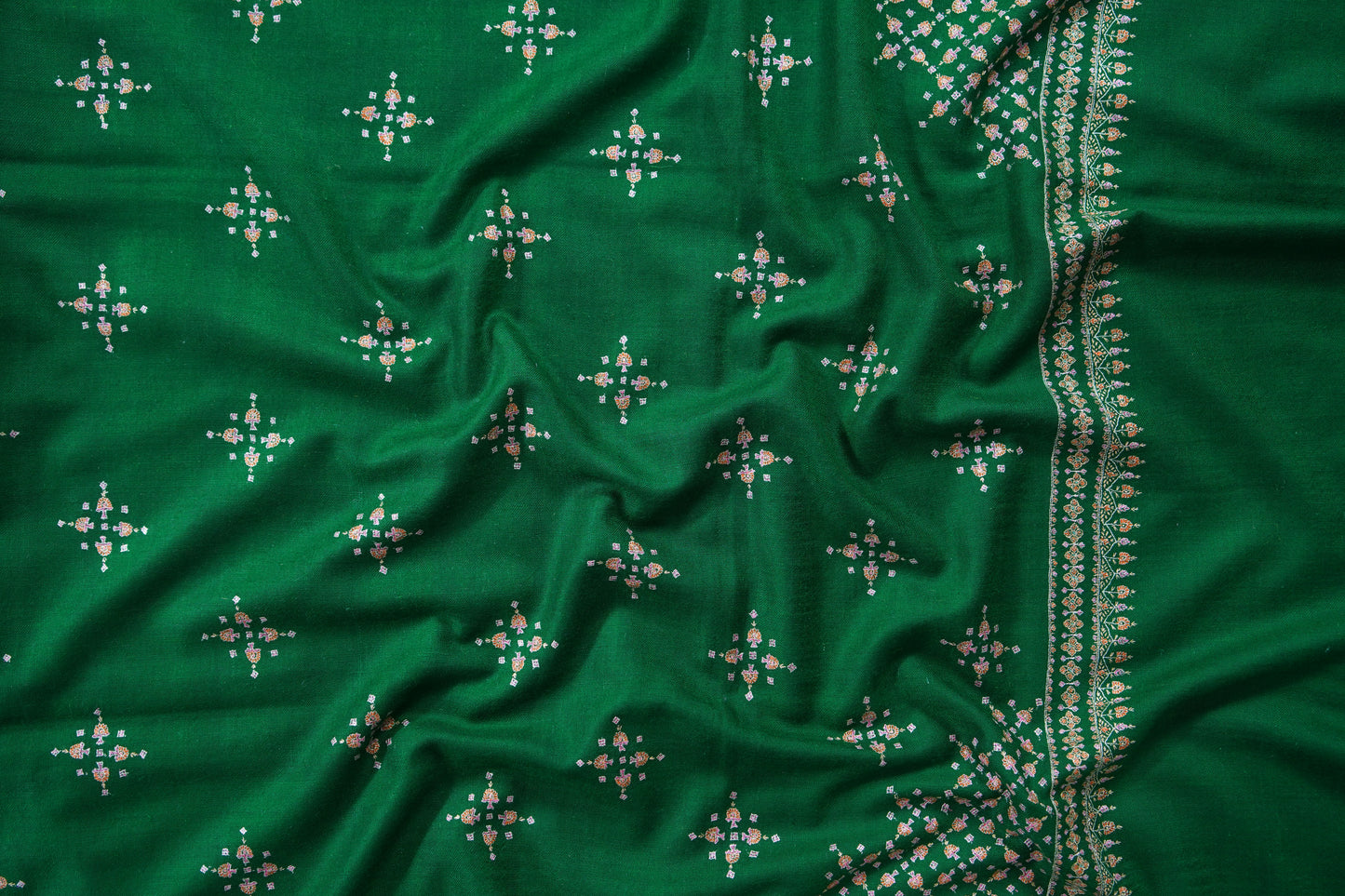Green GI hand spun butis embroidery pashmina shawl 9575