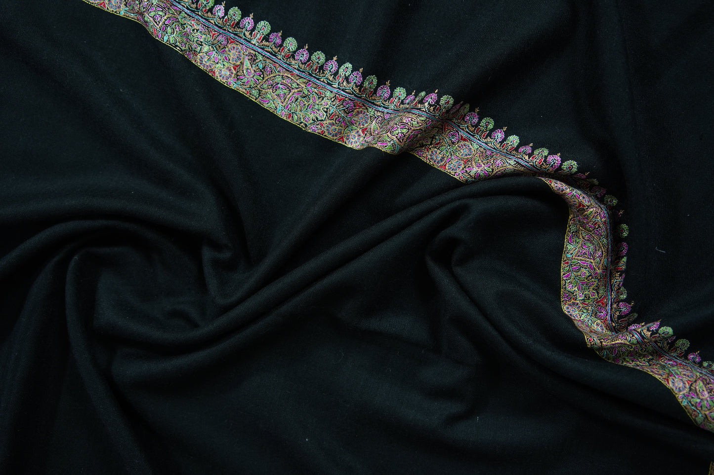 black GI hand spun embroidery pashmina shawl 9576