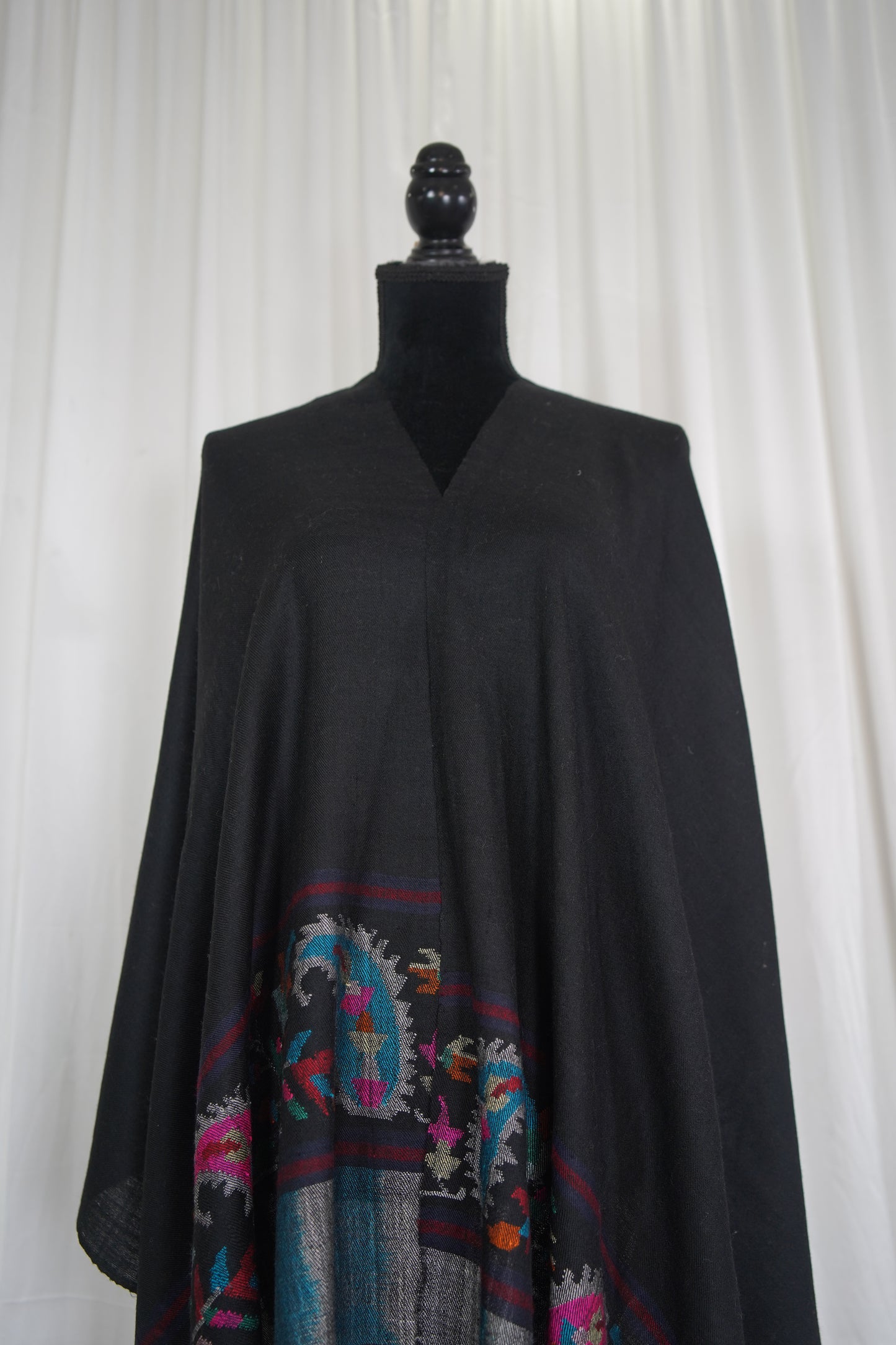 black kani palla stole 9583