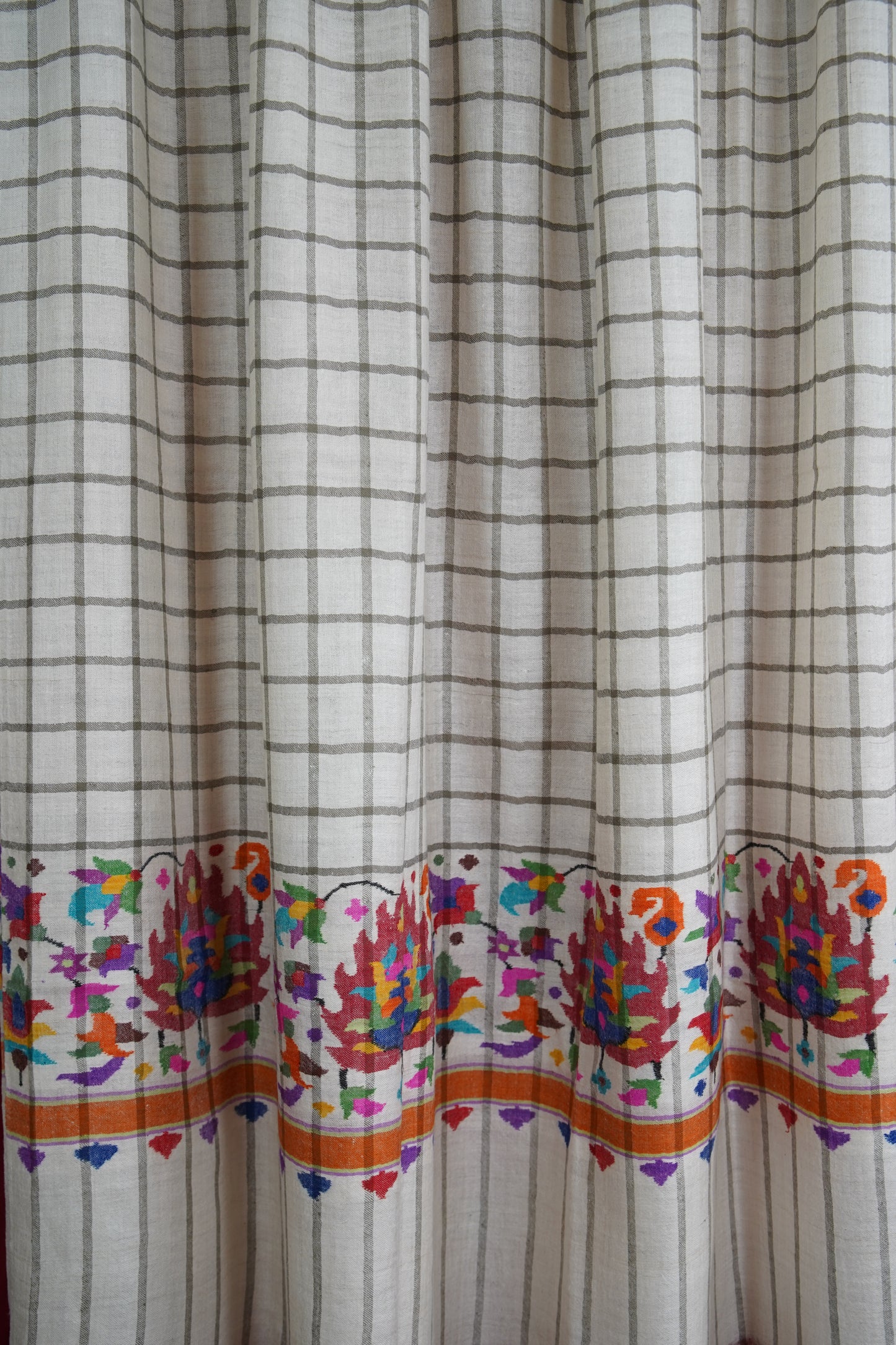 off-white checked XL GI handspun kani palla shawl 9593