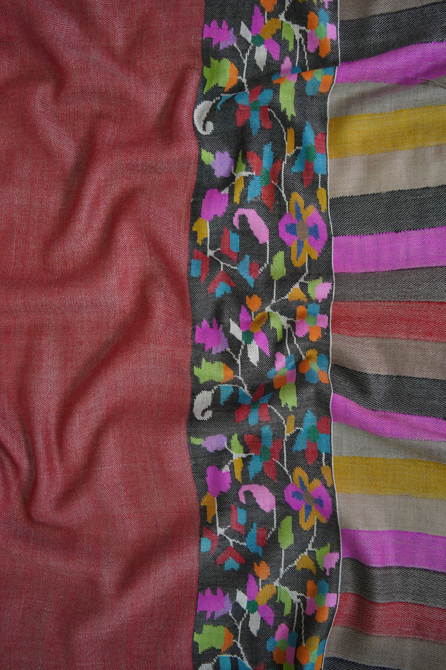 red and natural reversible kani palla shawl 9608