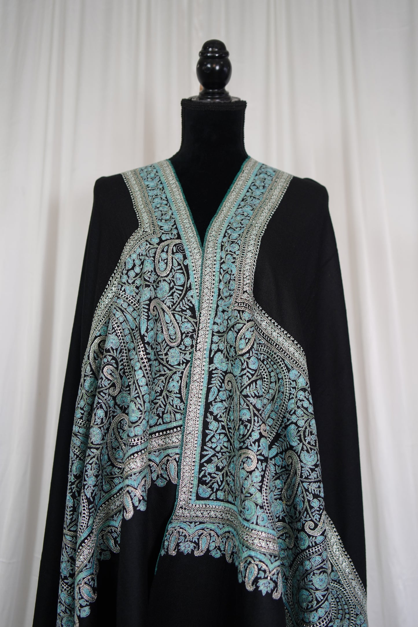 black GI tilla embroidery pashmina shawl 9609