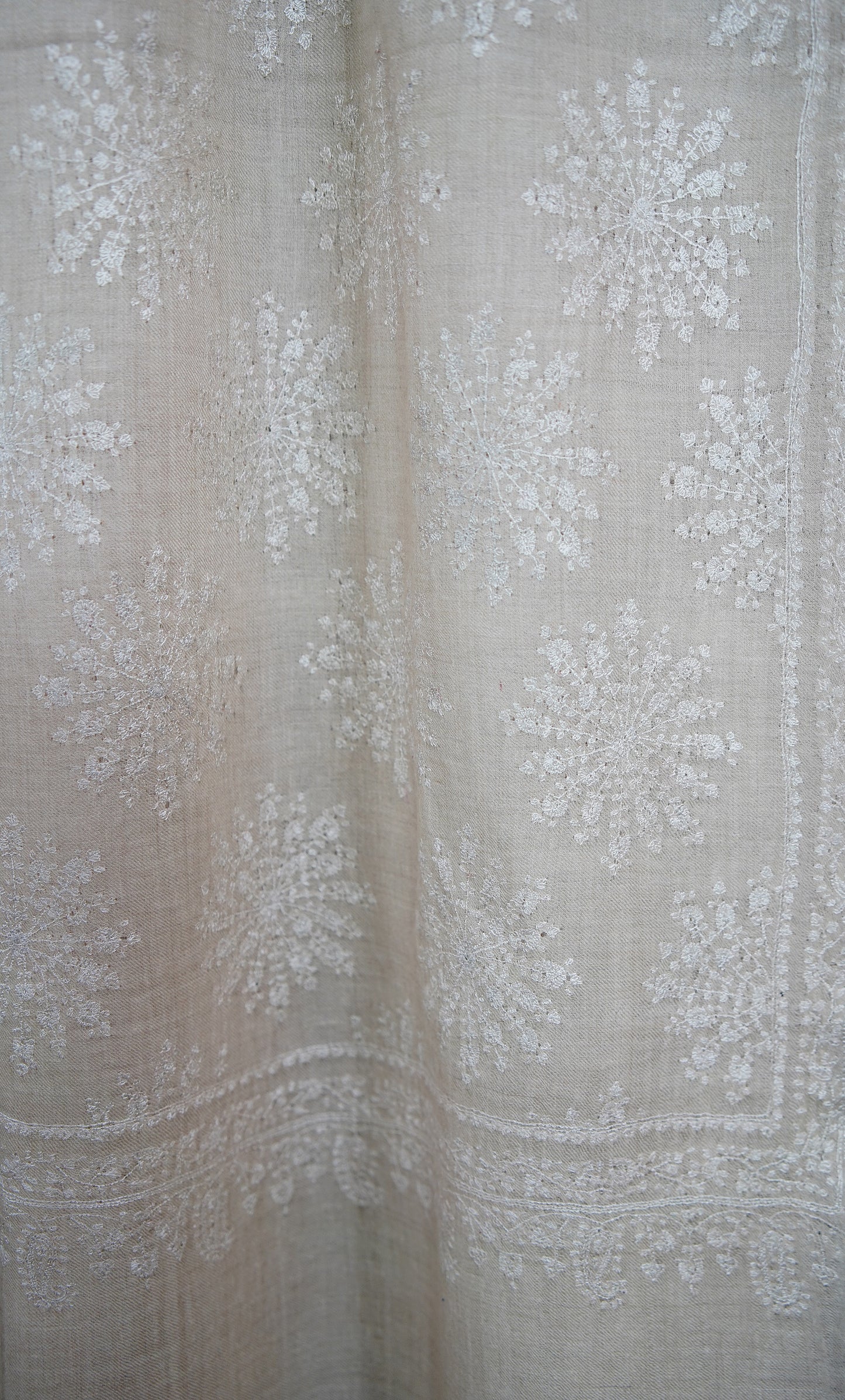 Off-white XL silk Embroidery Gi Pashmina Shawl 9611