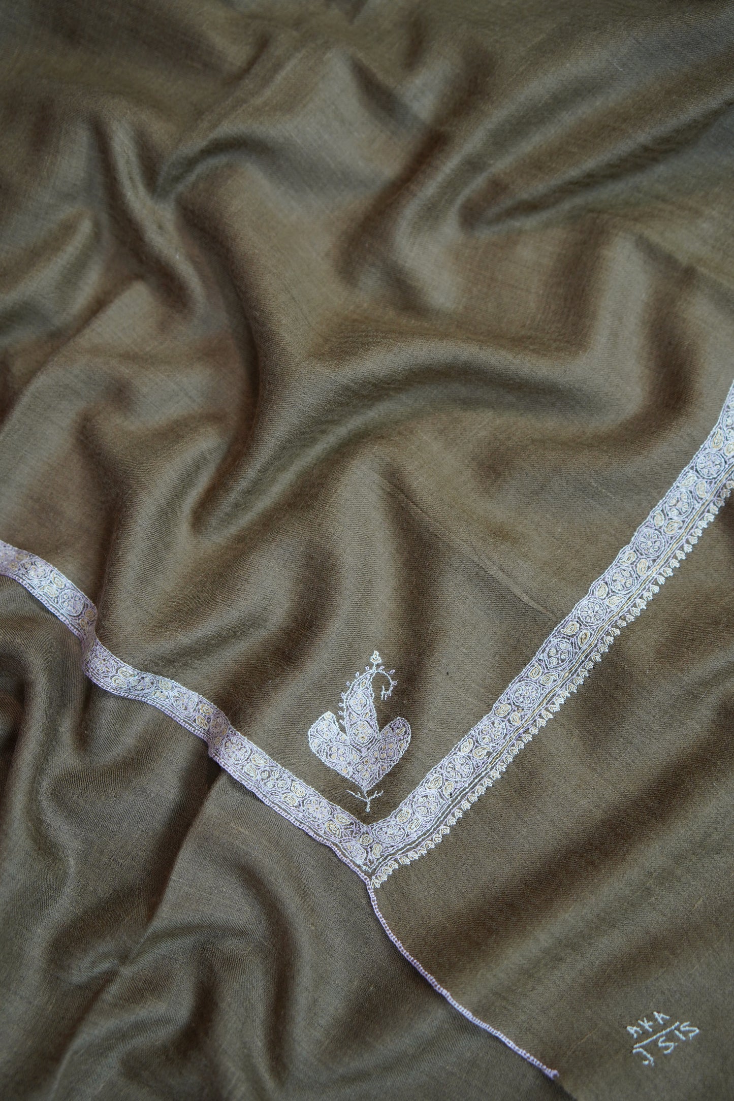natural GI embroidery pashmina shawl 9636