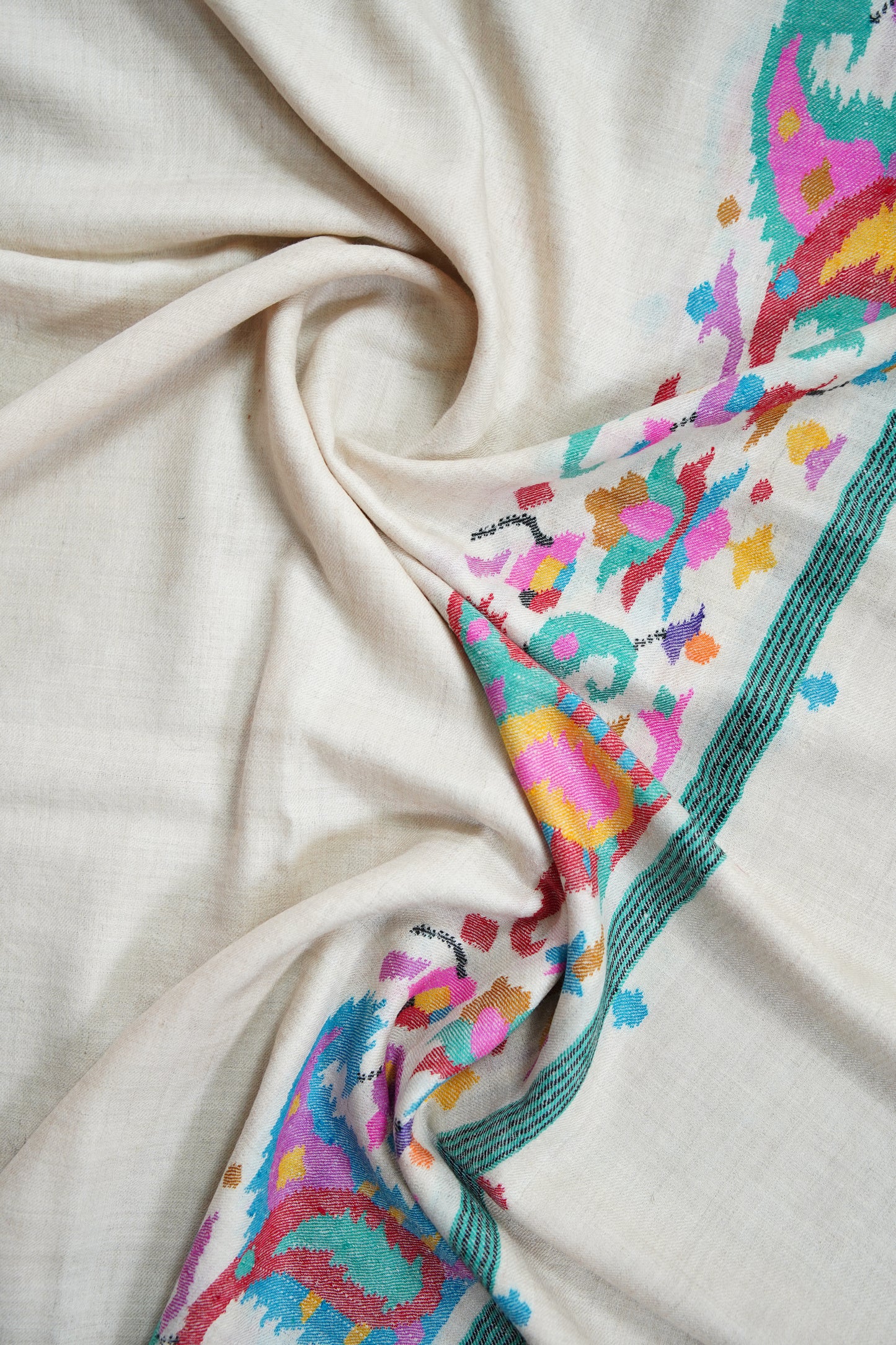 pure white kani palla shawl 9651