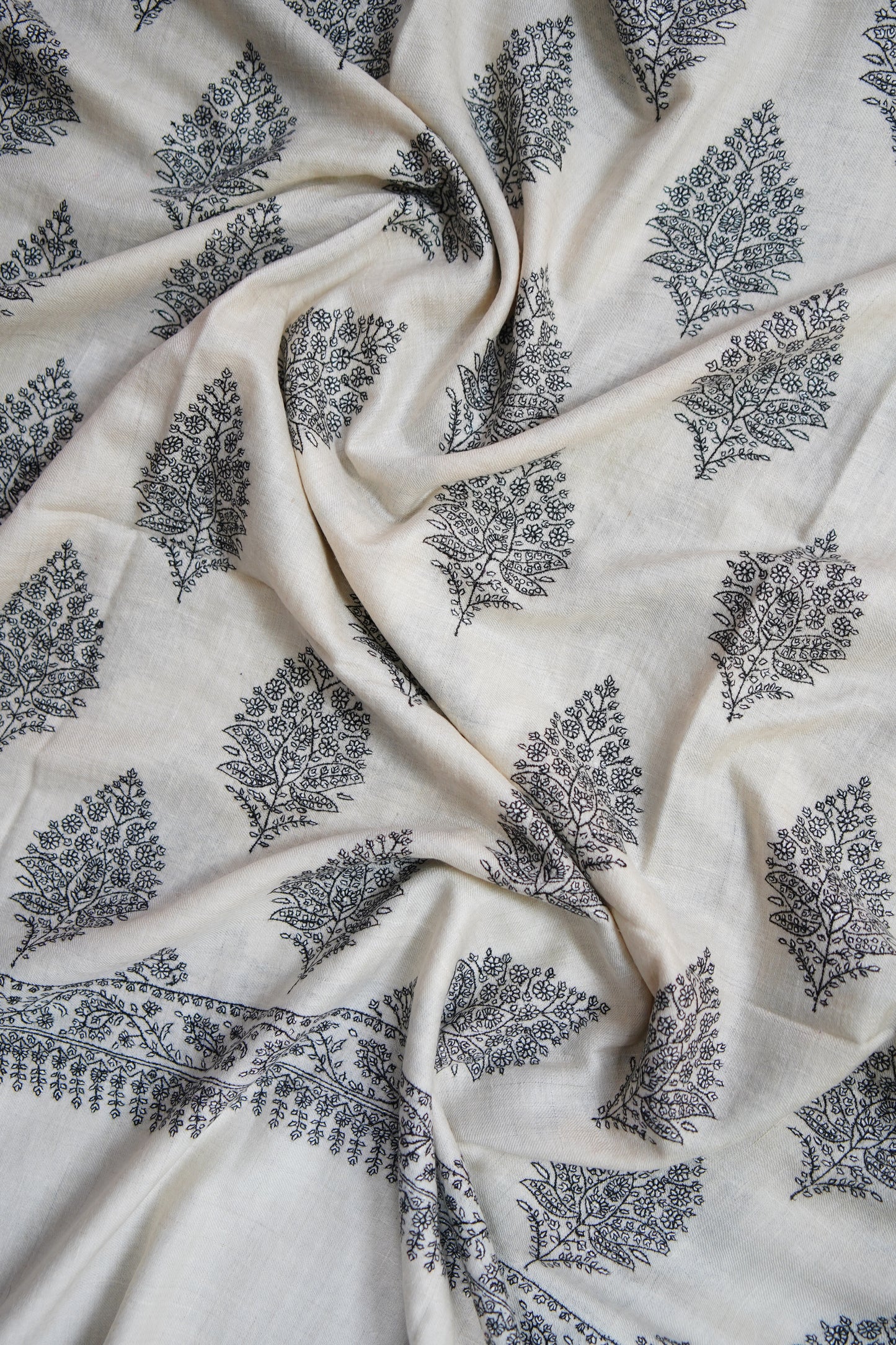 pure white butis GI embroidery pashmina shawl 9652