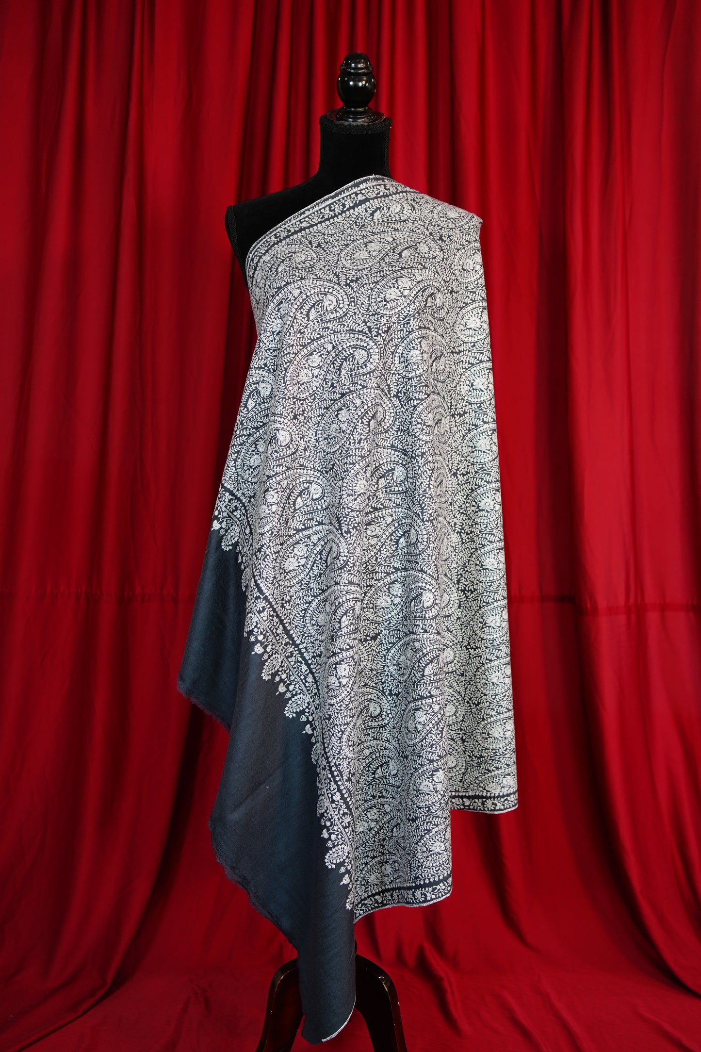 anchor gray GI jamma embroidery pashmina shawl 9659