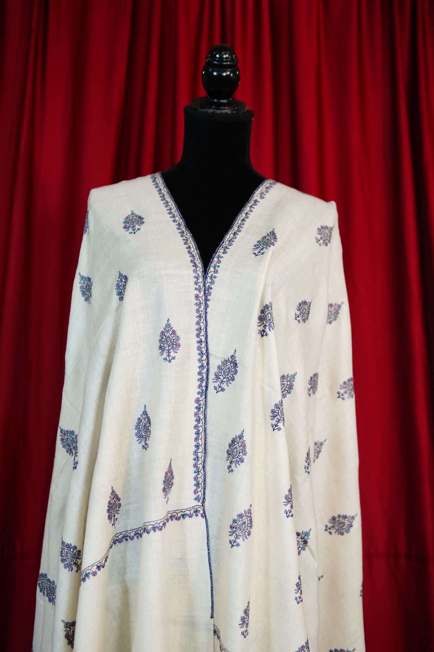 pure white butis GI embroidery pashmina shawl 9665