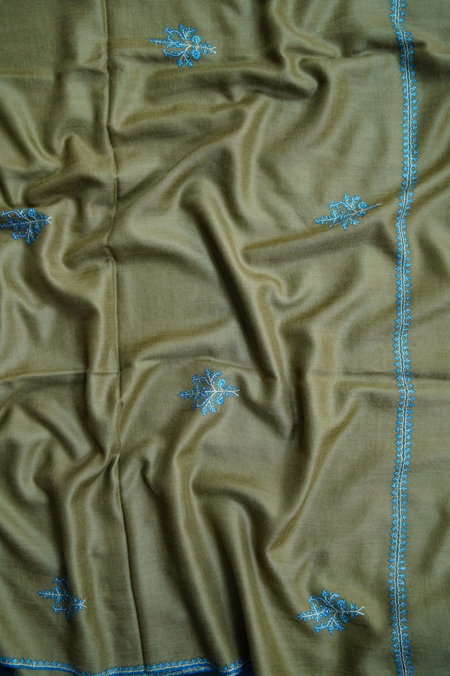 flaxen butis GI embroidery pashmina shawl 9672