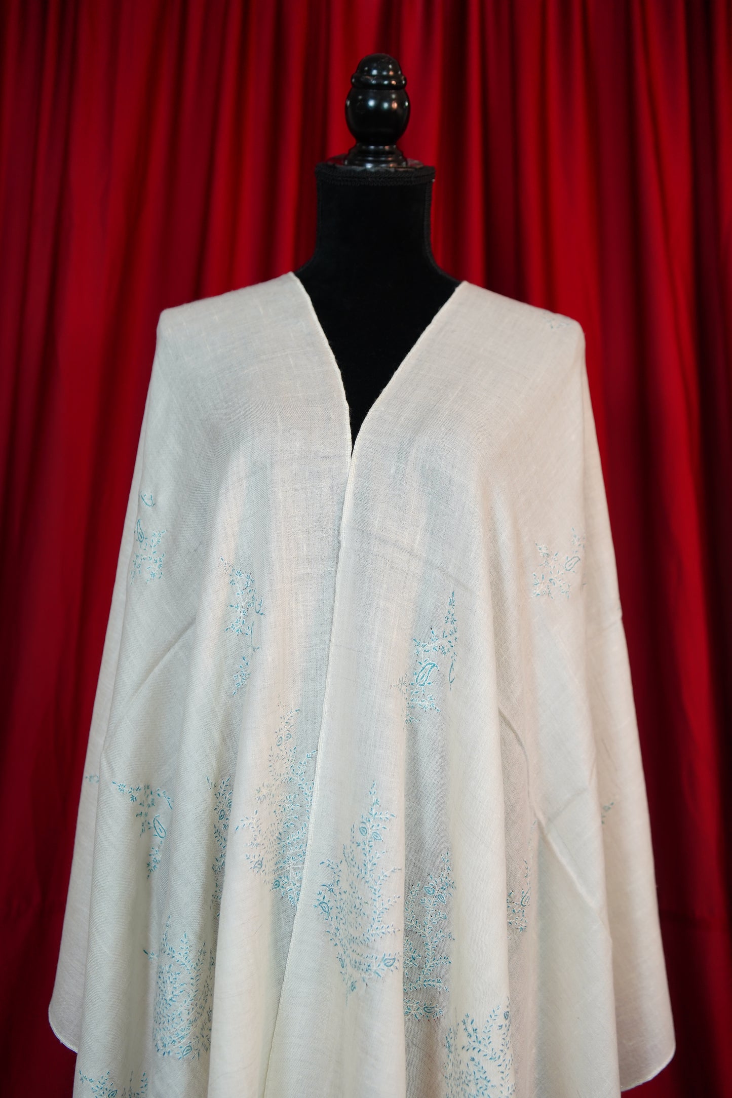 white butis GI embroidery pashmina stole 9680