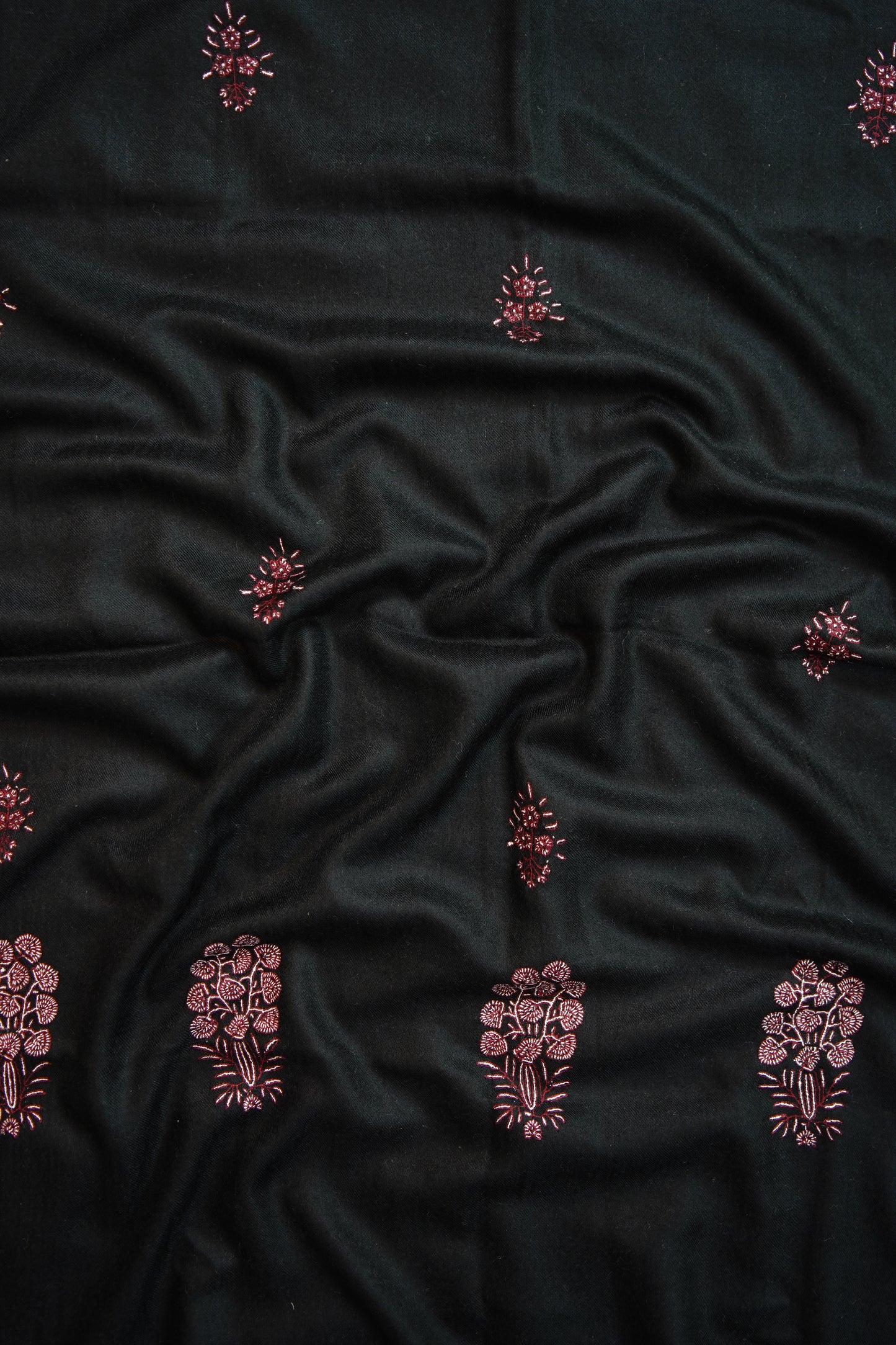 jet black butis GI embroidery pashmina stole 9701