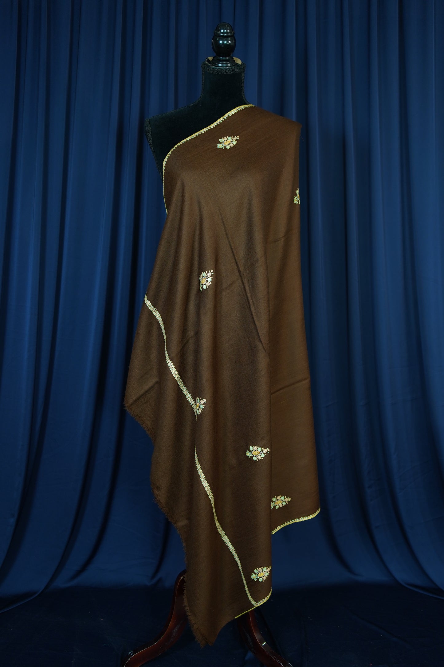 chocolate brown GI butis embroidery pashmina shawl 9754