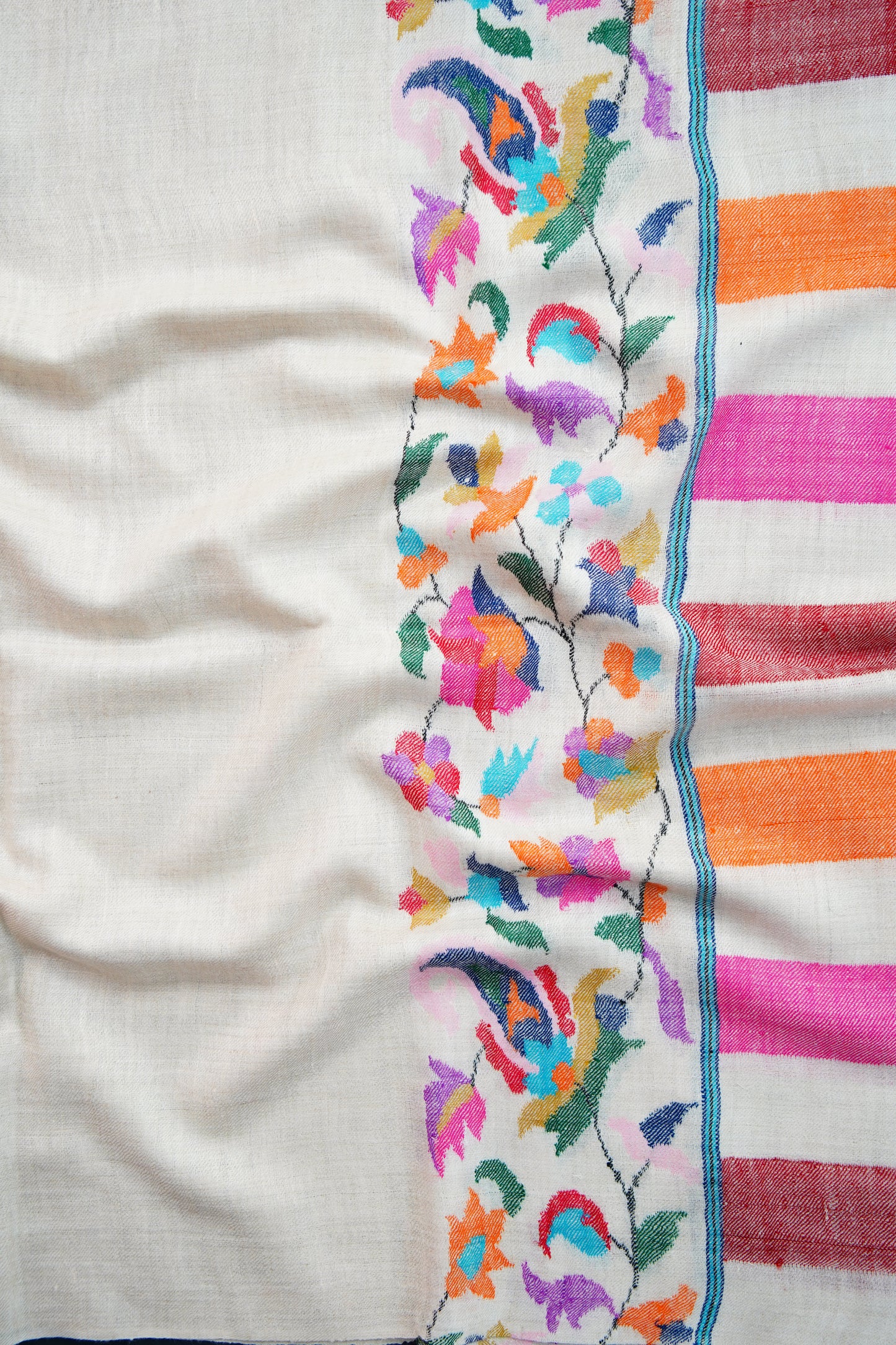 white kani palla stole 9759