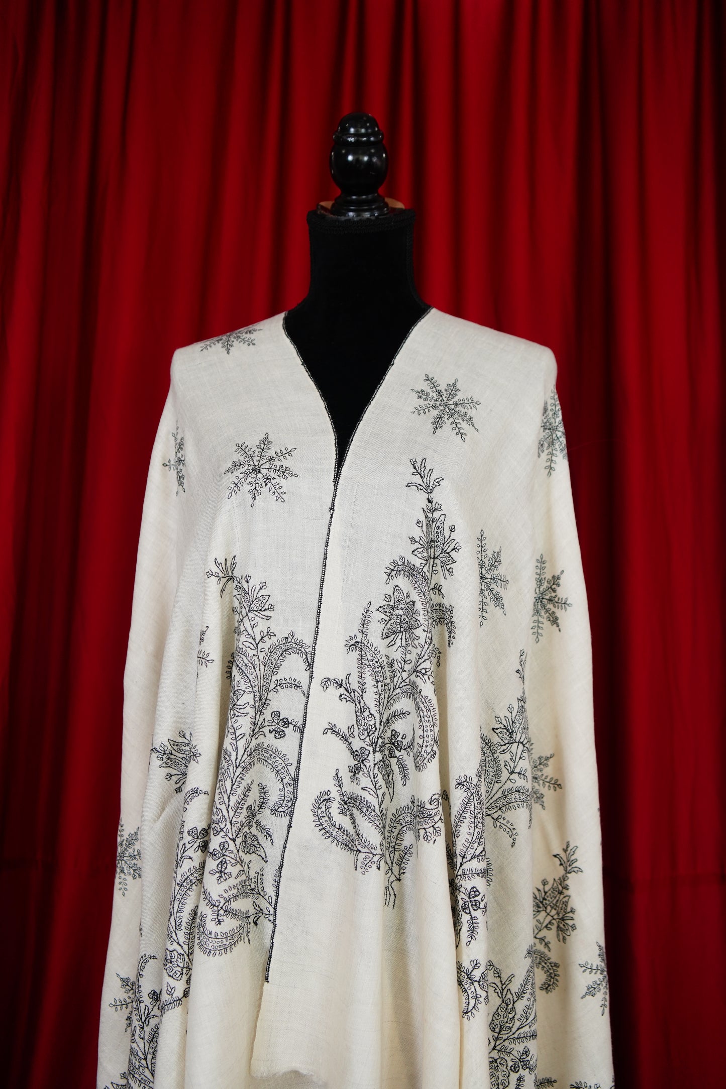 pure white GI butis embroidery pashmina shawl 9761