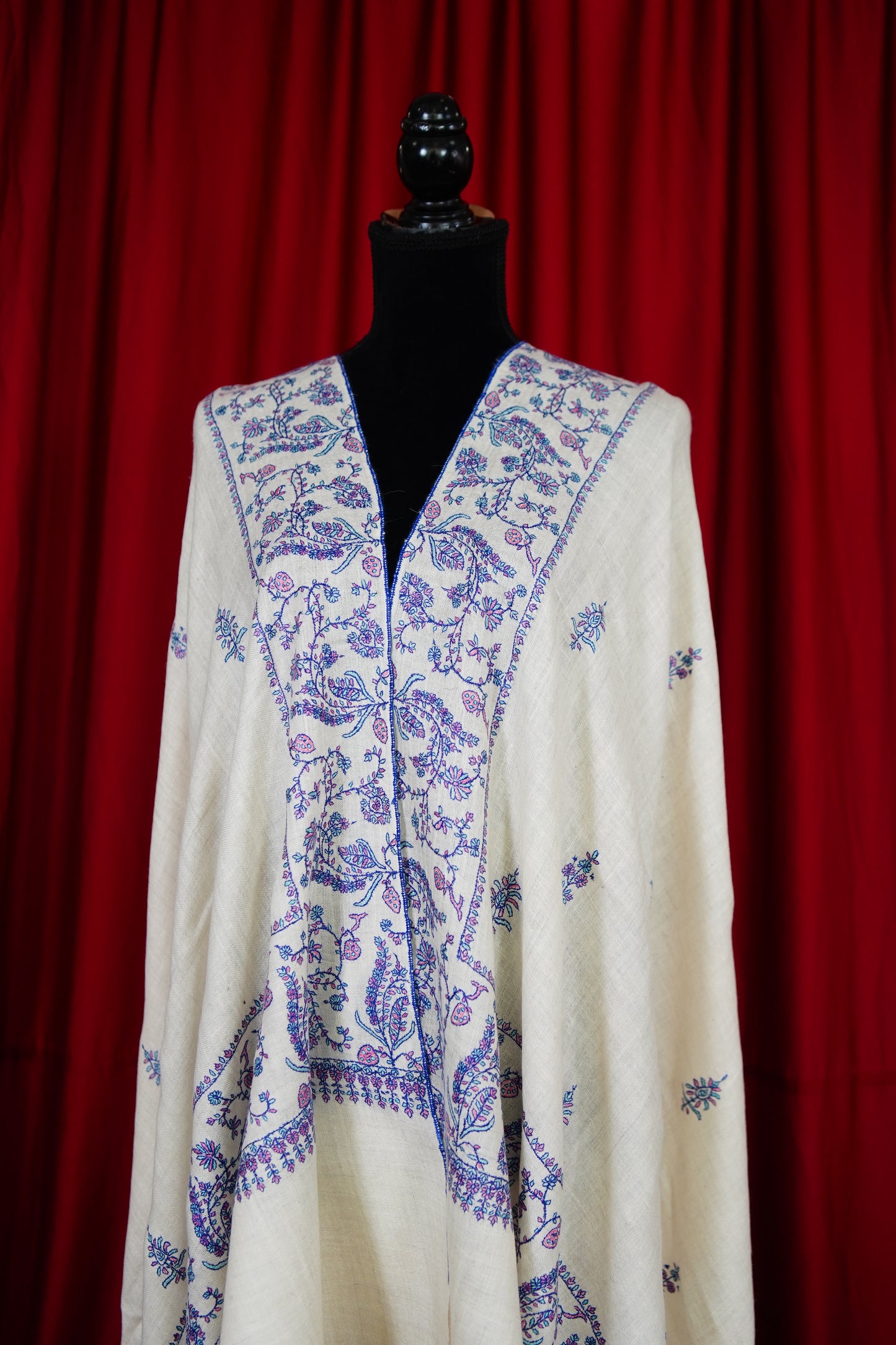 pure white GI butis embroidery pashmina shawl 9765