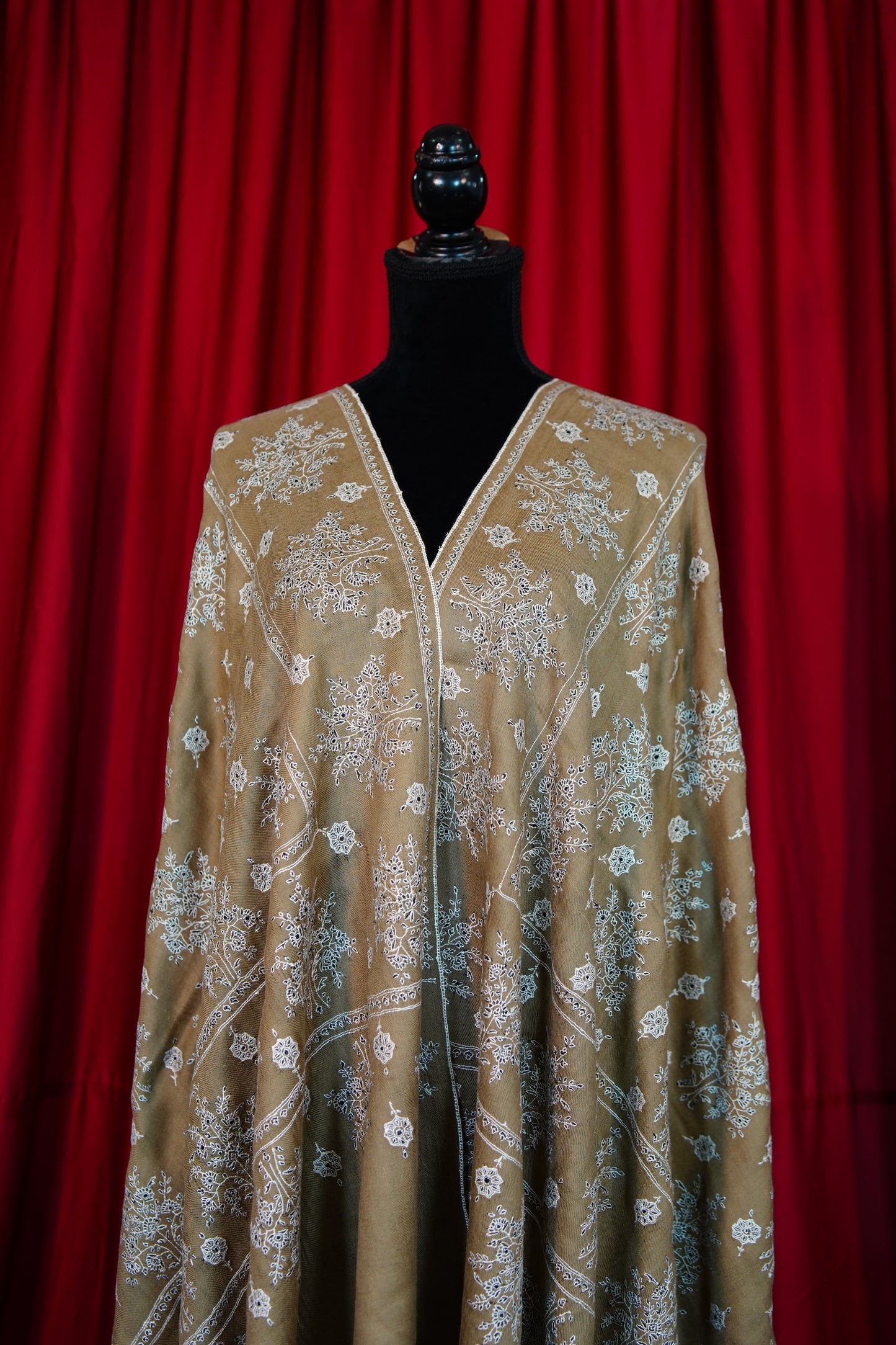 ecru biscuit GI embroidery pashmina shawl 9790