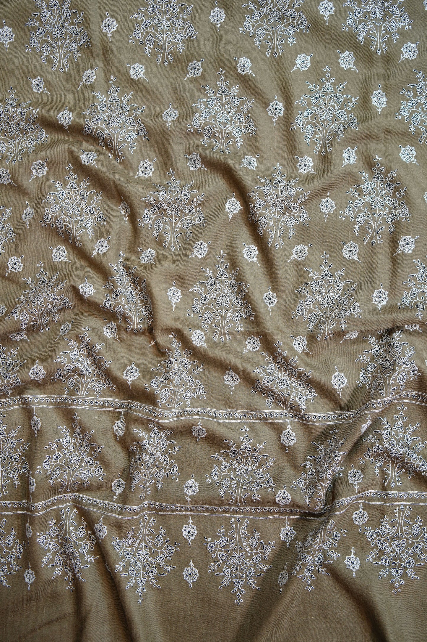 ecru biscuit GI embroidery pashmina shawl 9790