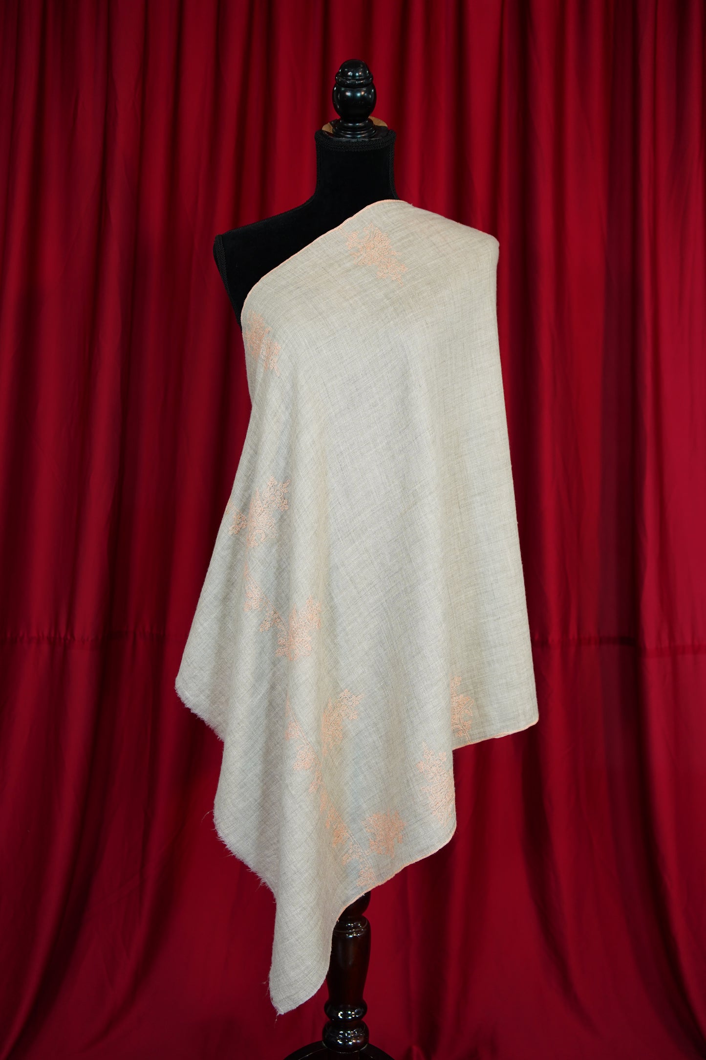 light natural GI butis embroidery pashmina stole 9792