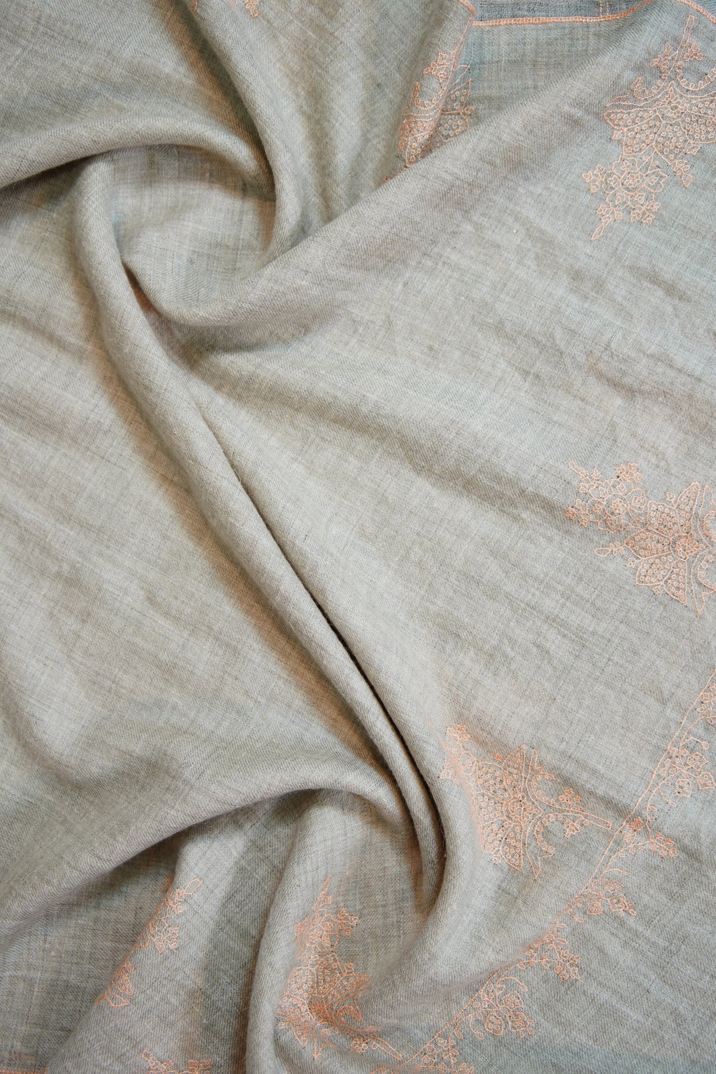 light natural GI butis embroidery pashmina stole 9792