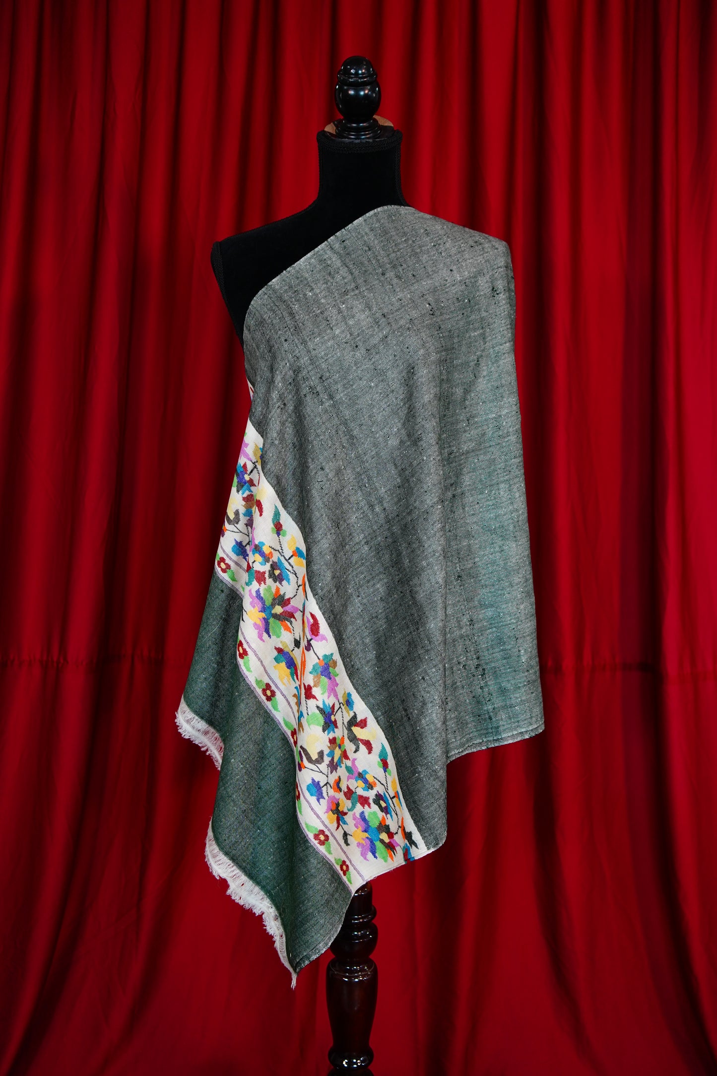 fern bottle green GI kani palla stole 9795