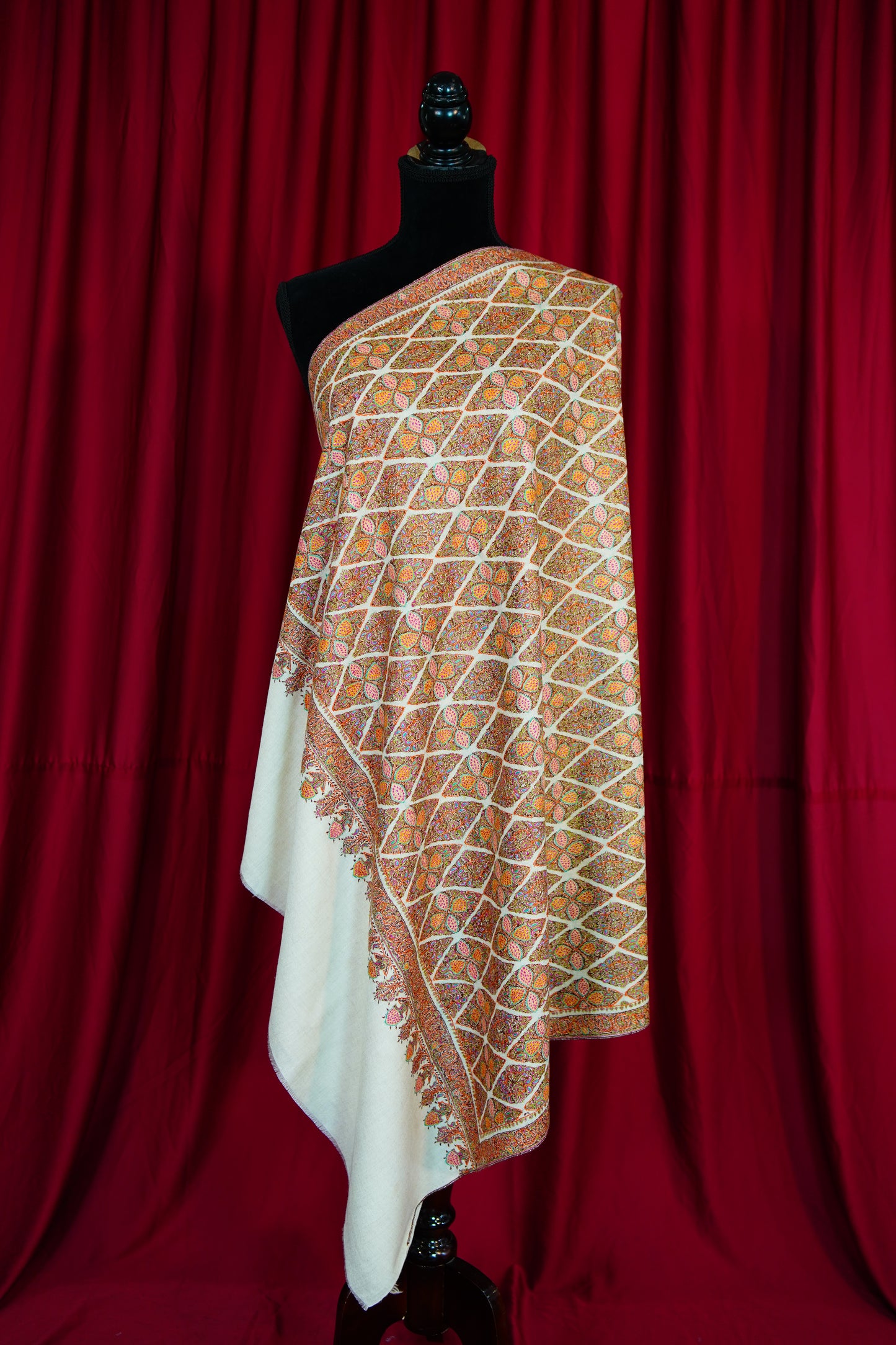 white GI jamma embroidery pashmina shawl 9796