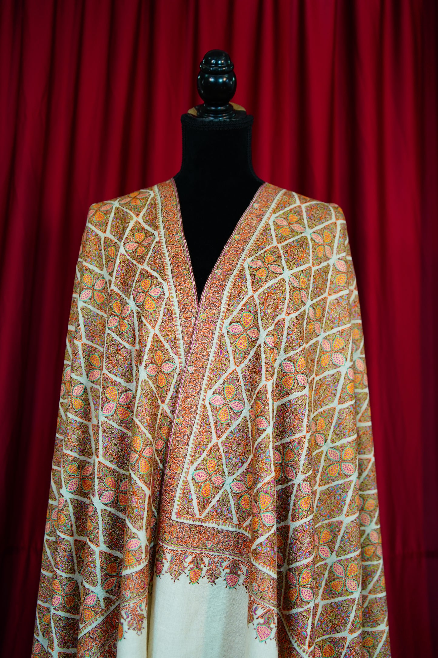 white GI jamma embroidery pashmina shawl 9796