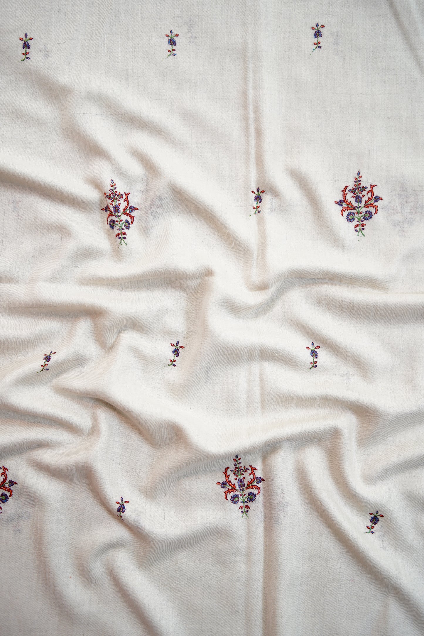 pure white butis GI embroidery pashmina stole 9802