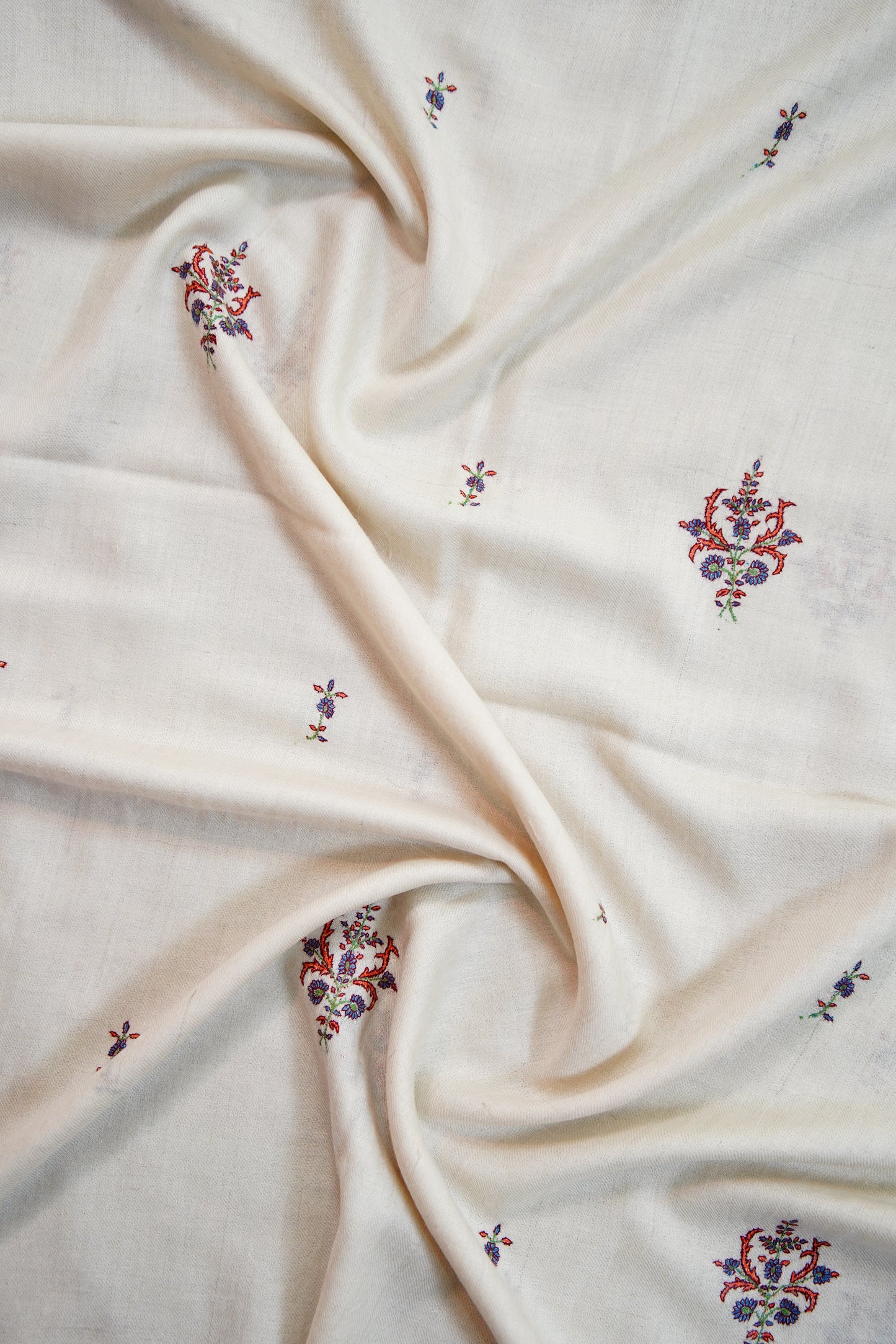pure white butis GI embroidery pashmina stole 9802