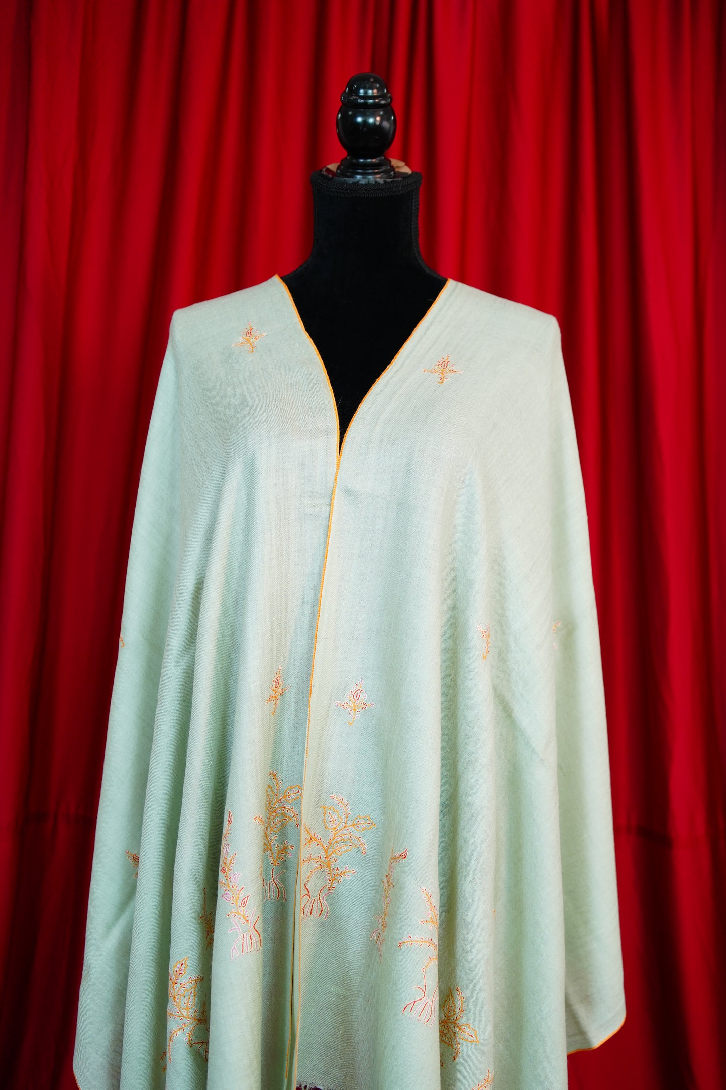 chinoise green GI embroidery pashmina stole 9805