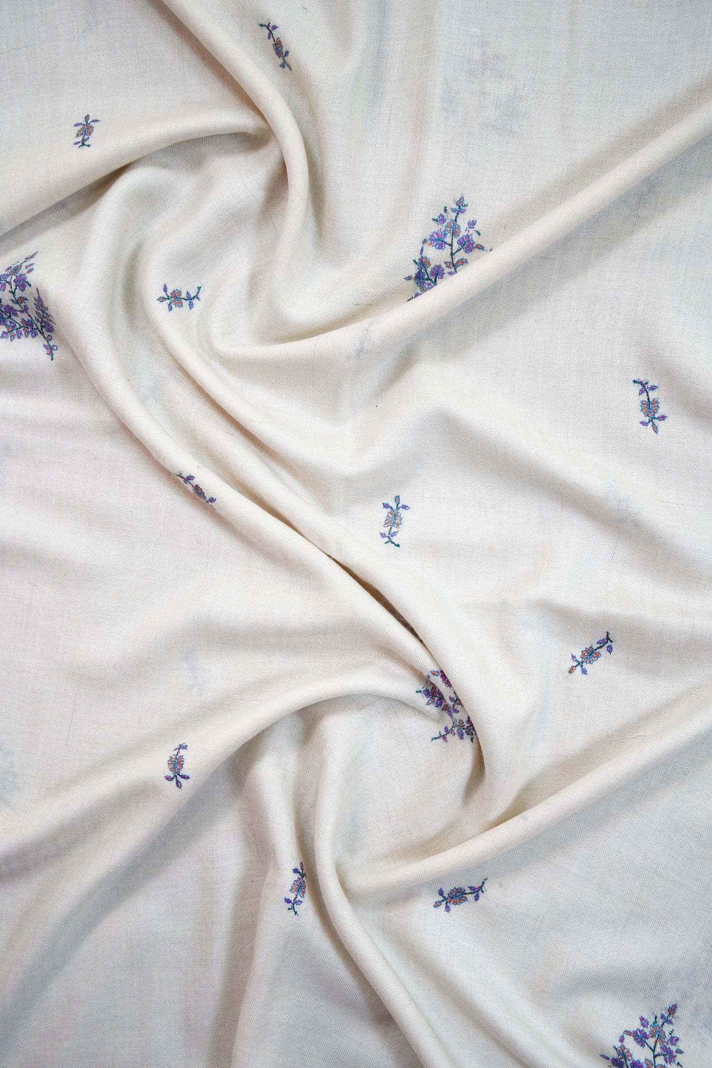 white GI butis embroidery pashmina stole 9813