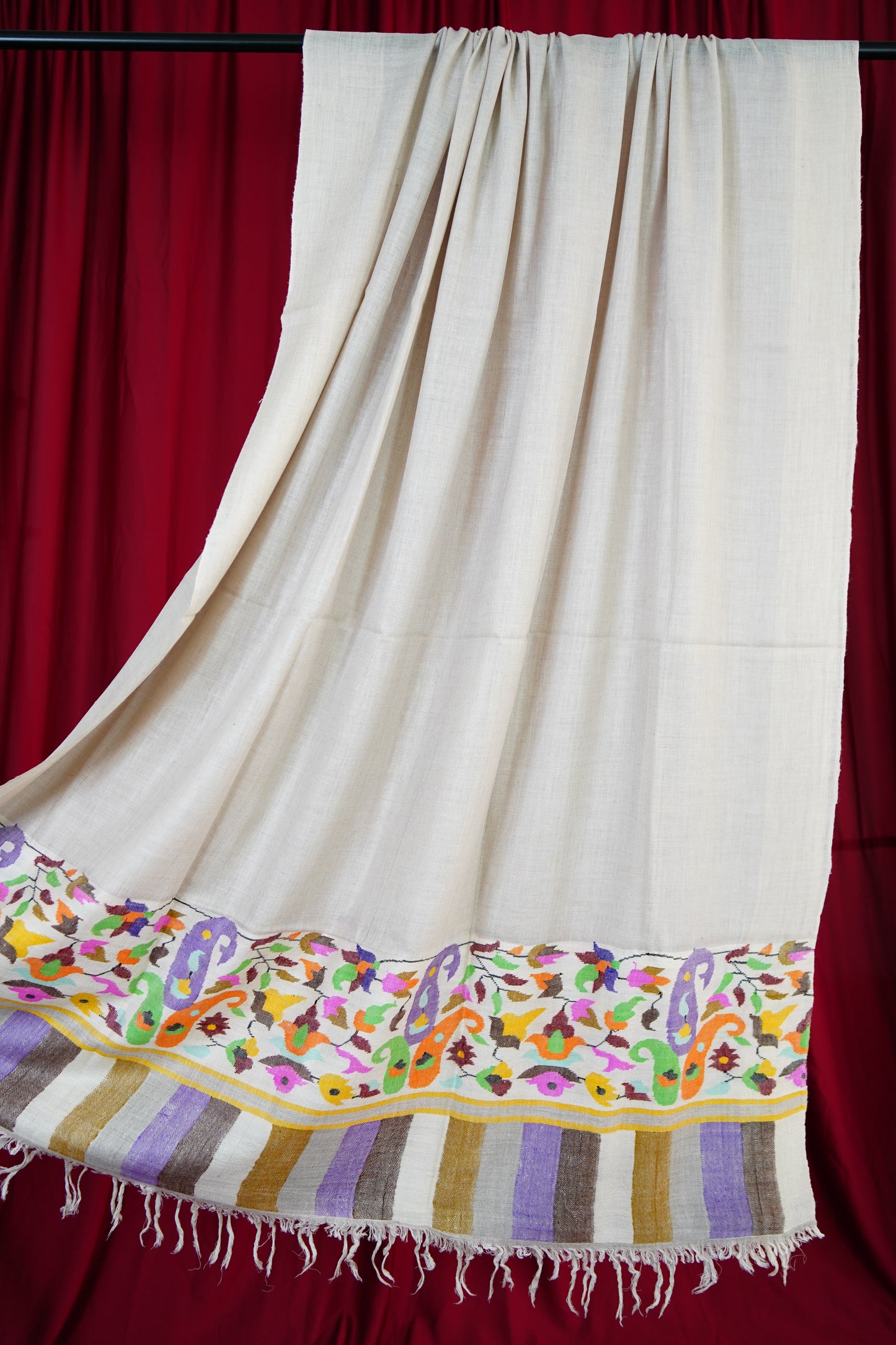 clear day white XL kani paldaar shawl 9829