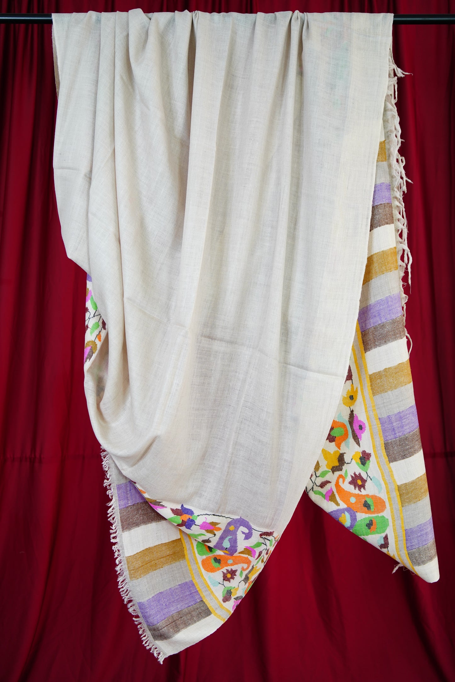 clear day white XL kani paldaar shawl 9829