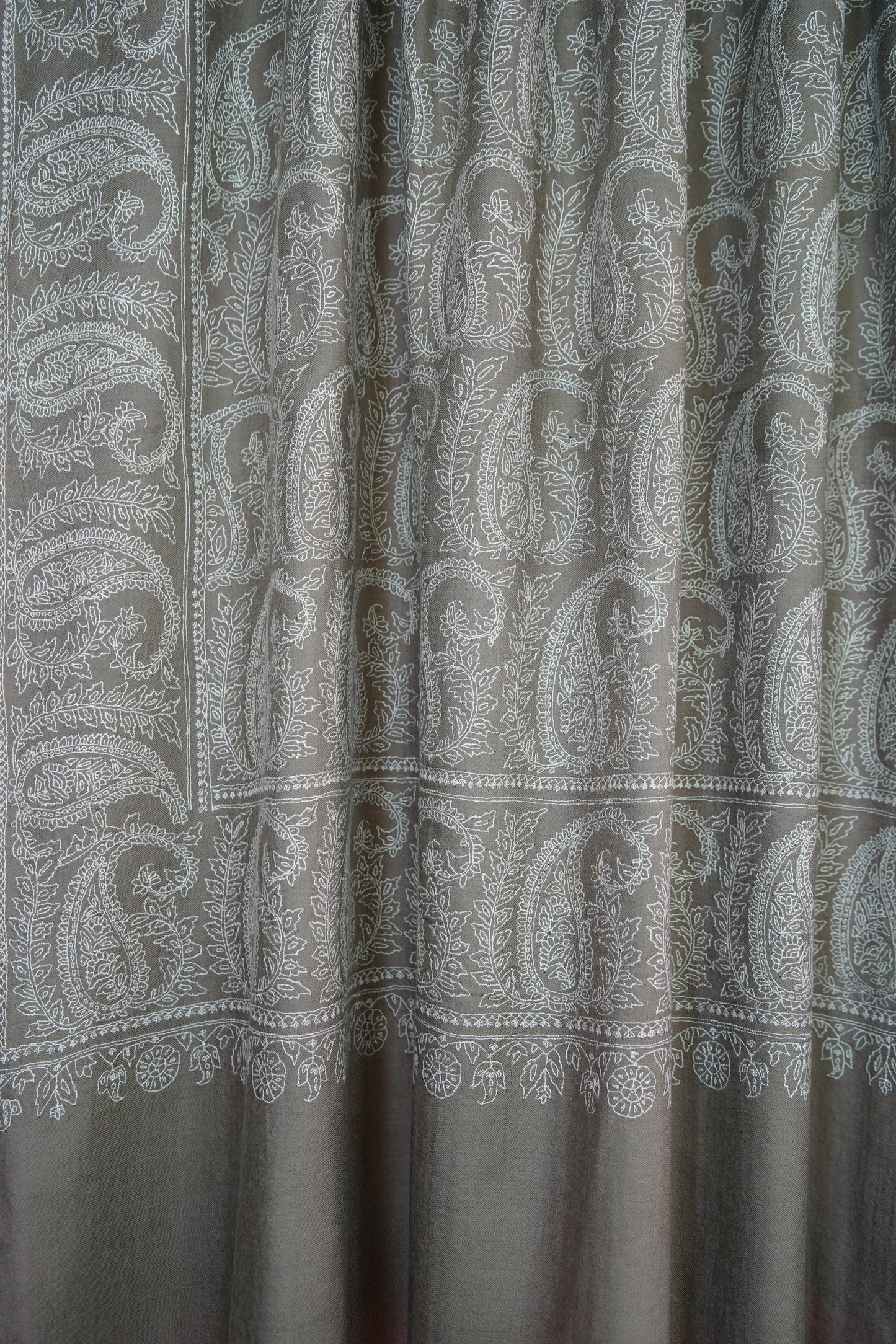 artichoke XL GI embroidery pashmina shawl 9846