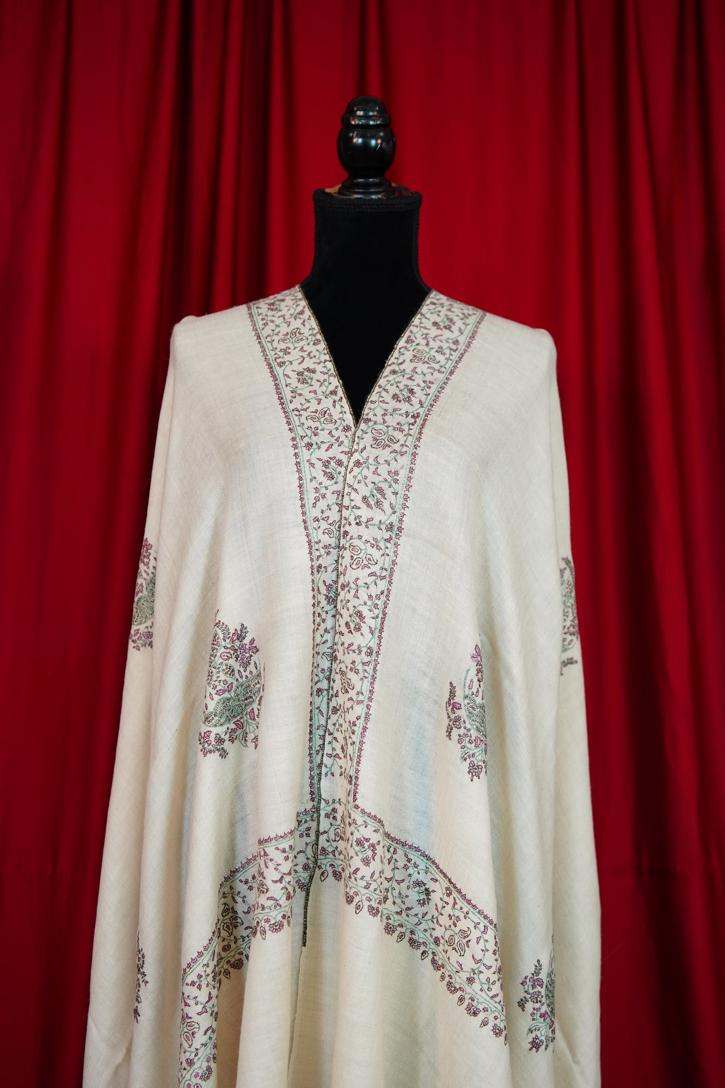 creamy white GI butis embroidery pashmina shawl 9858