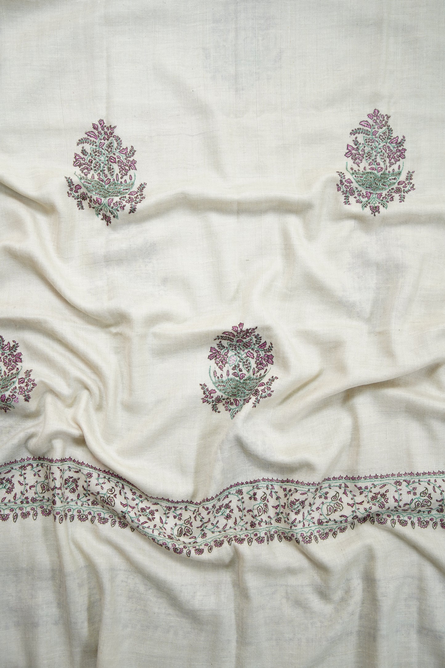 creamy white GI butis embroidery pashmina shawl 9858