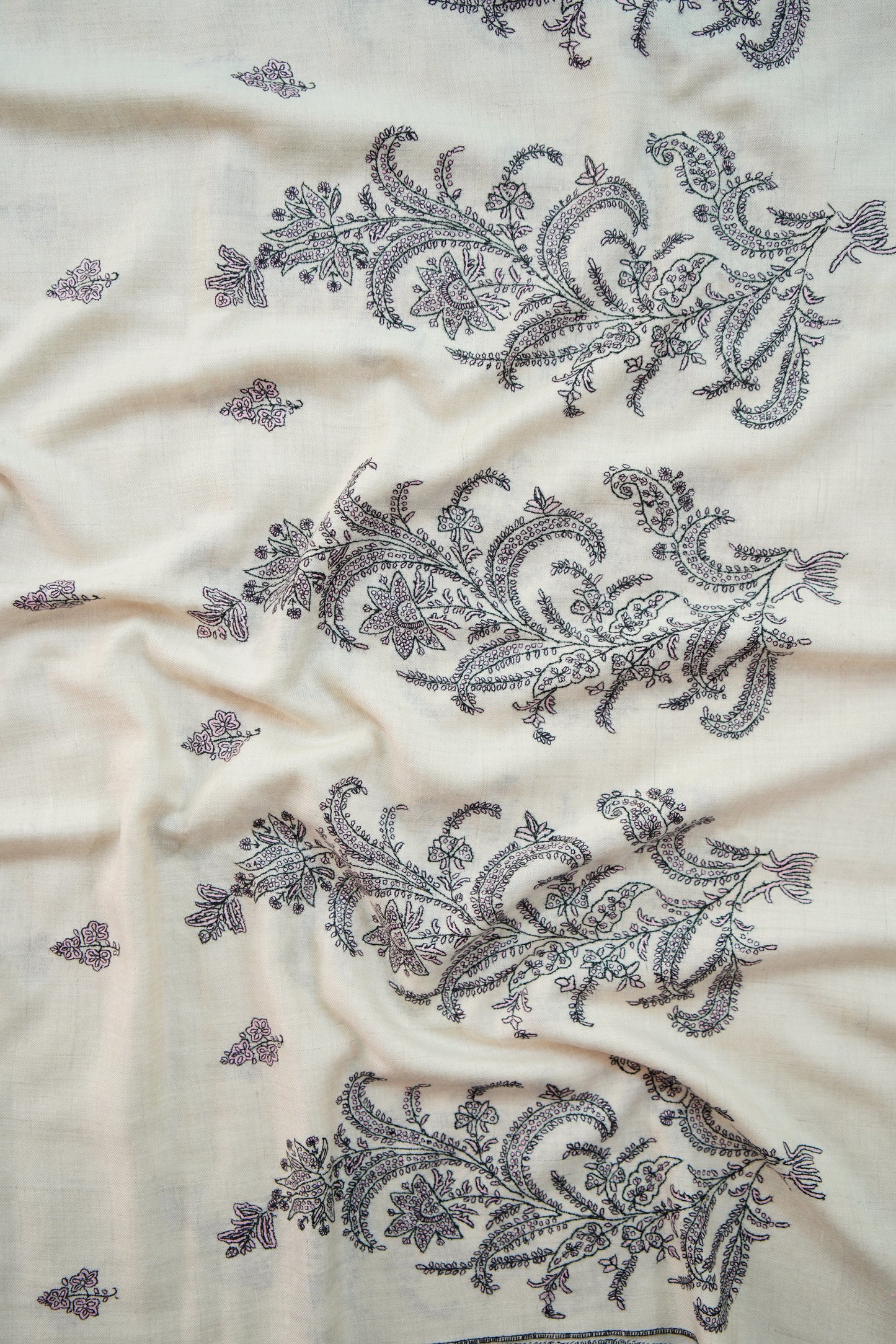 white GI butis embroidery pashmina shawl 9912