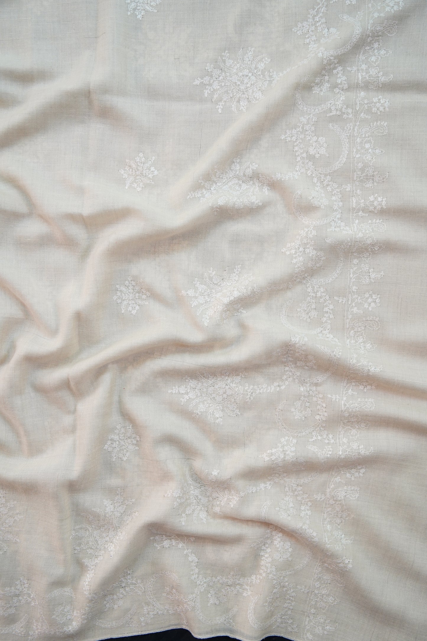 snow white GI butis embroidery pashmina shawl 9916