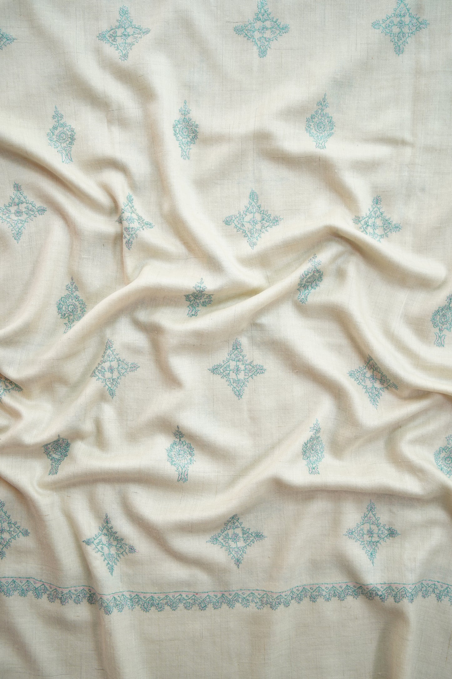 white GI butis embroidery pashmina shawl 9942